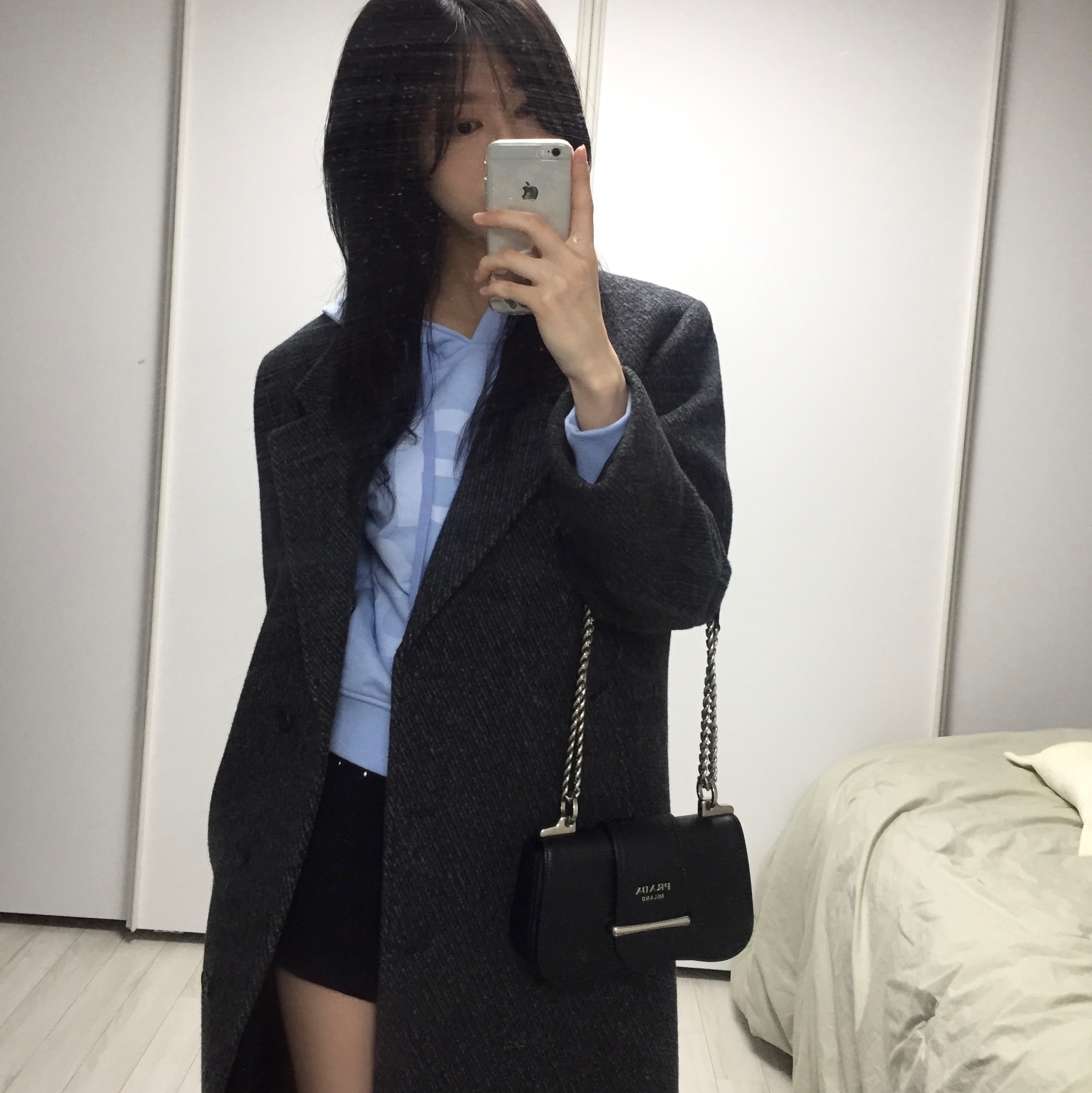 (W) Insilence Classic Maxi Coat Black, [KREAM 단독] Safarispot Women 1/2 Basic Safari Hoodie Sky 착용 스타일