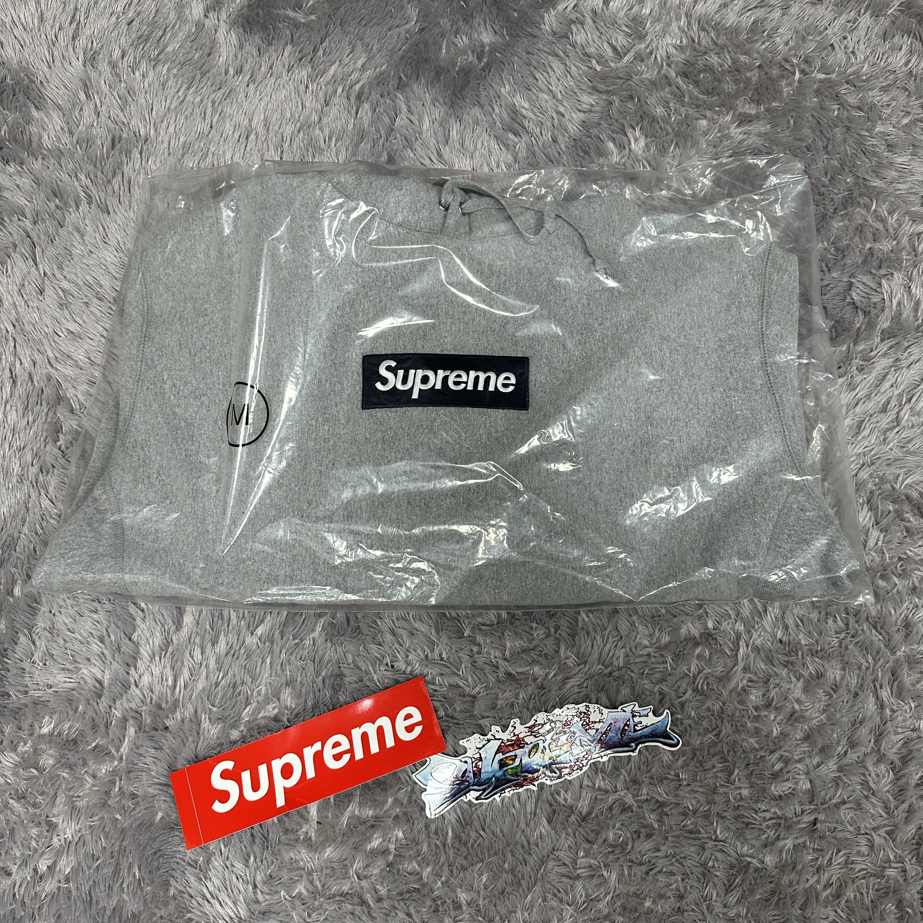 Supreme Box Logo Hooded Sweatshirt Heather Grey - 25FW 착용 스타일