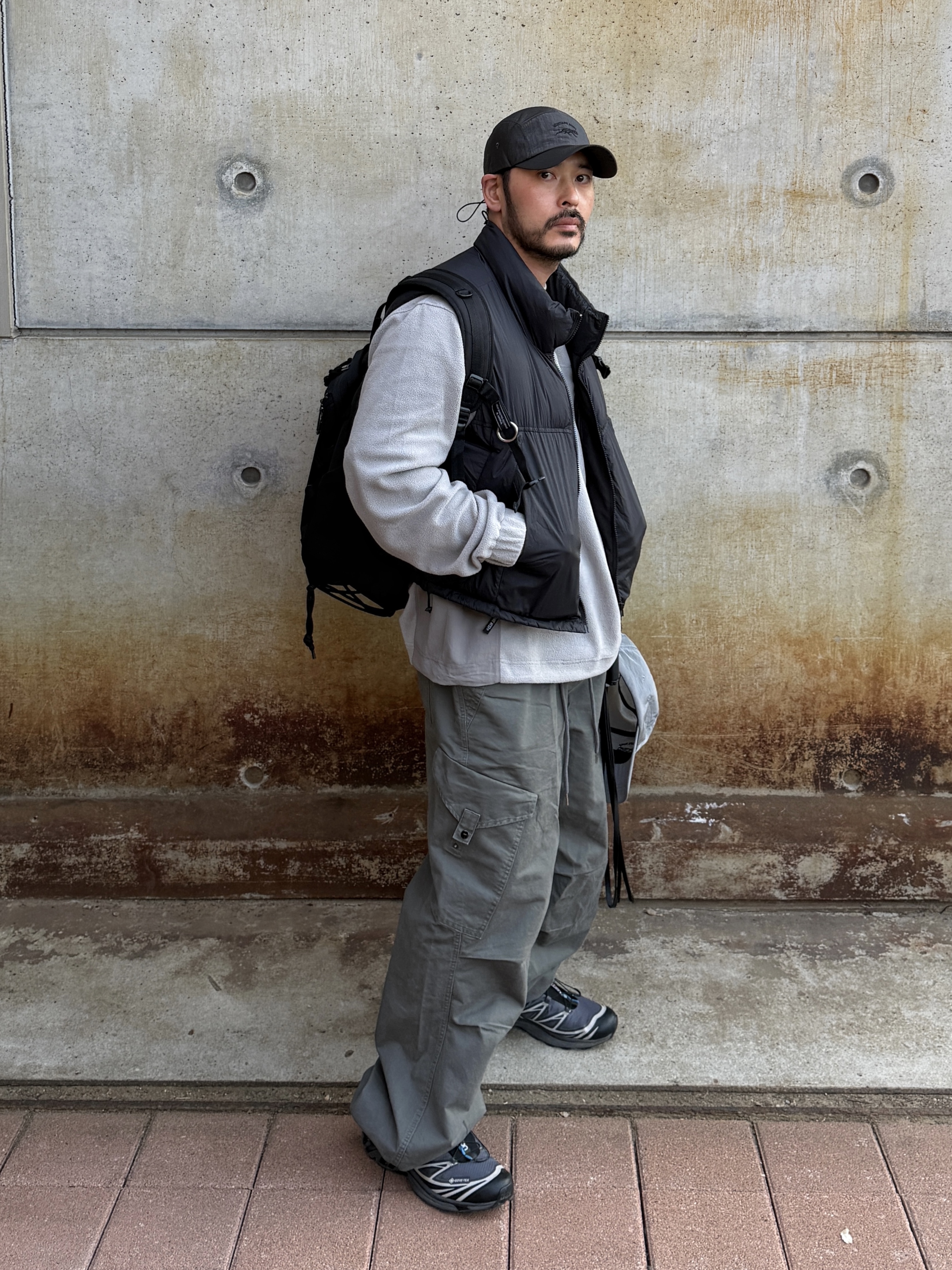 Salomon XT-6 Gore-Tex Black Ebony 착용 스타일 - 1