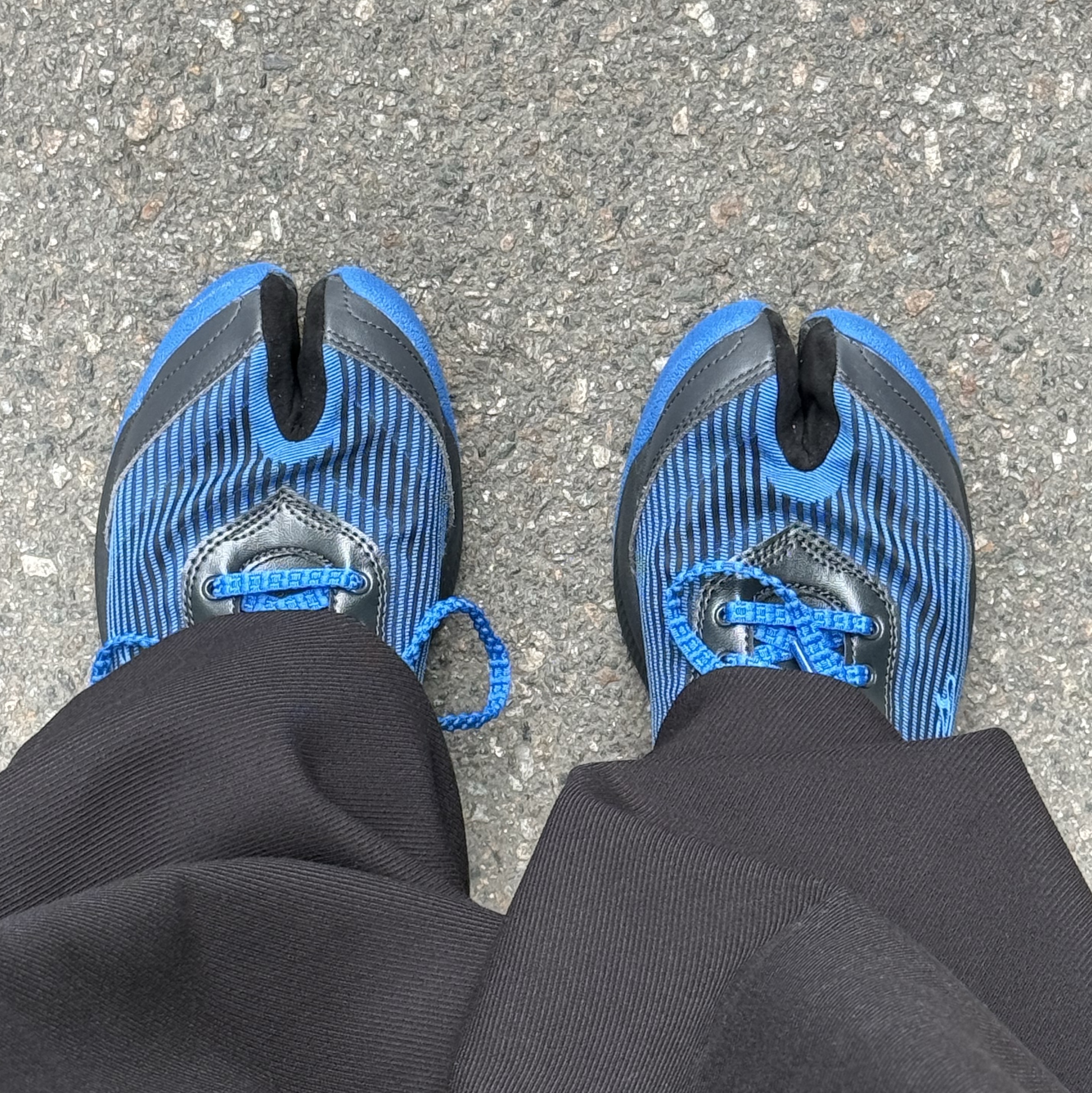 Asics x Kiko Kostadinov Ilargi FF Electric Blue 착용 스타일 - 1