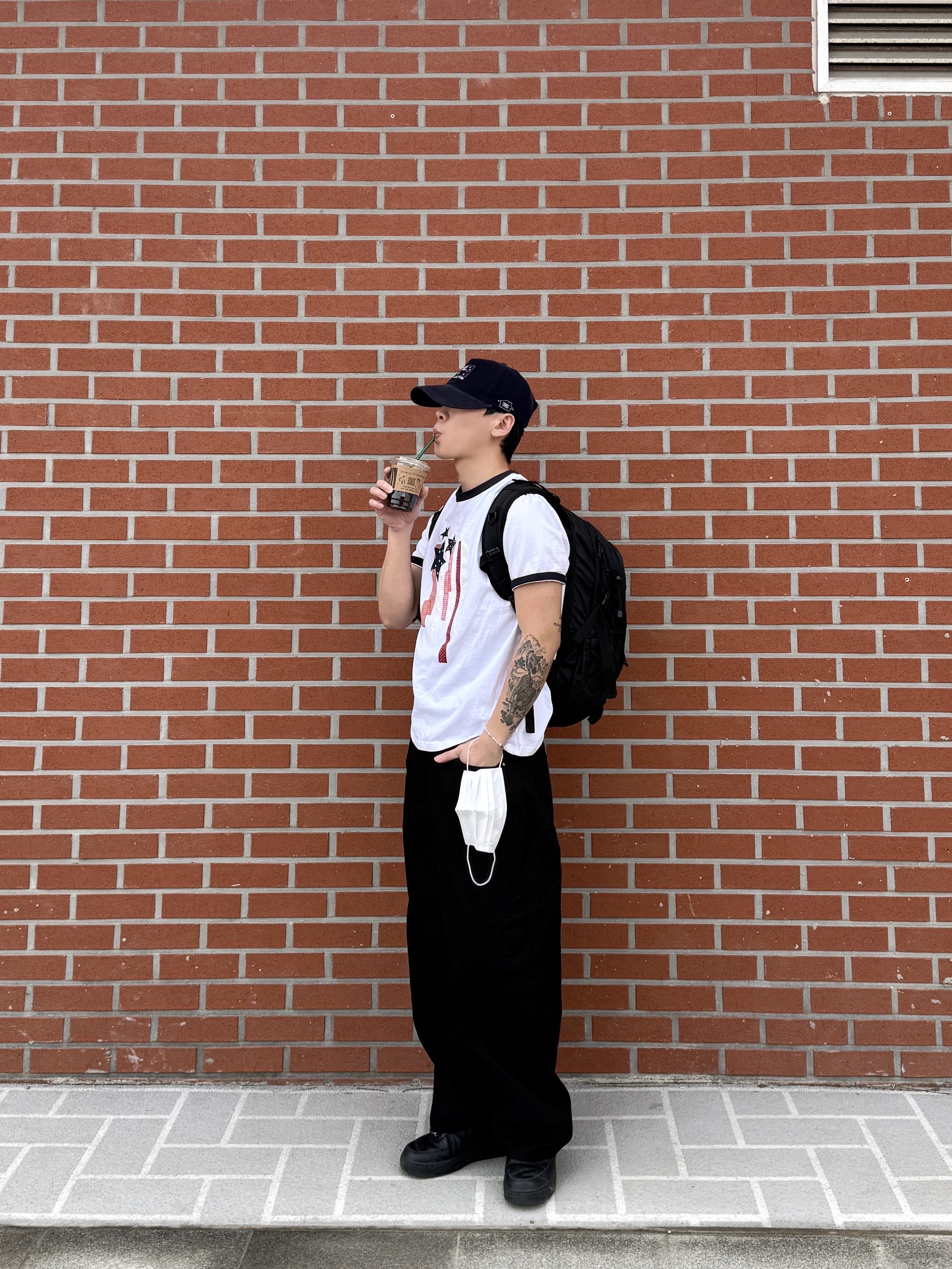 Nike Air Force 1 '07 Low Triple Black, (W) Nike Air Force 1 '07 Low Triple Black 착용 스타일 - 1