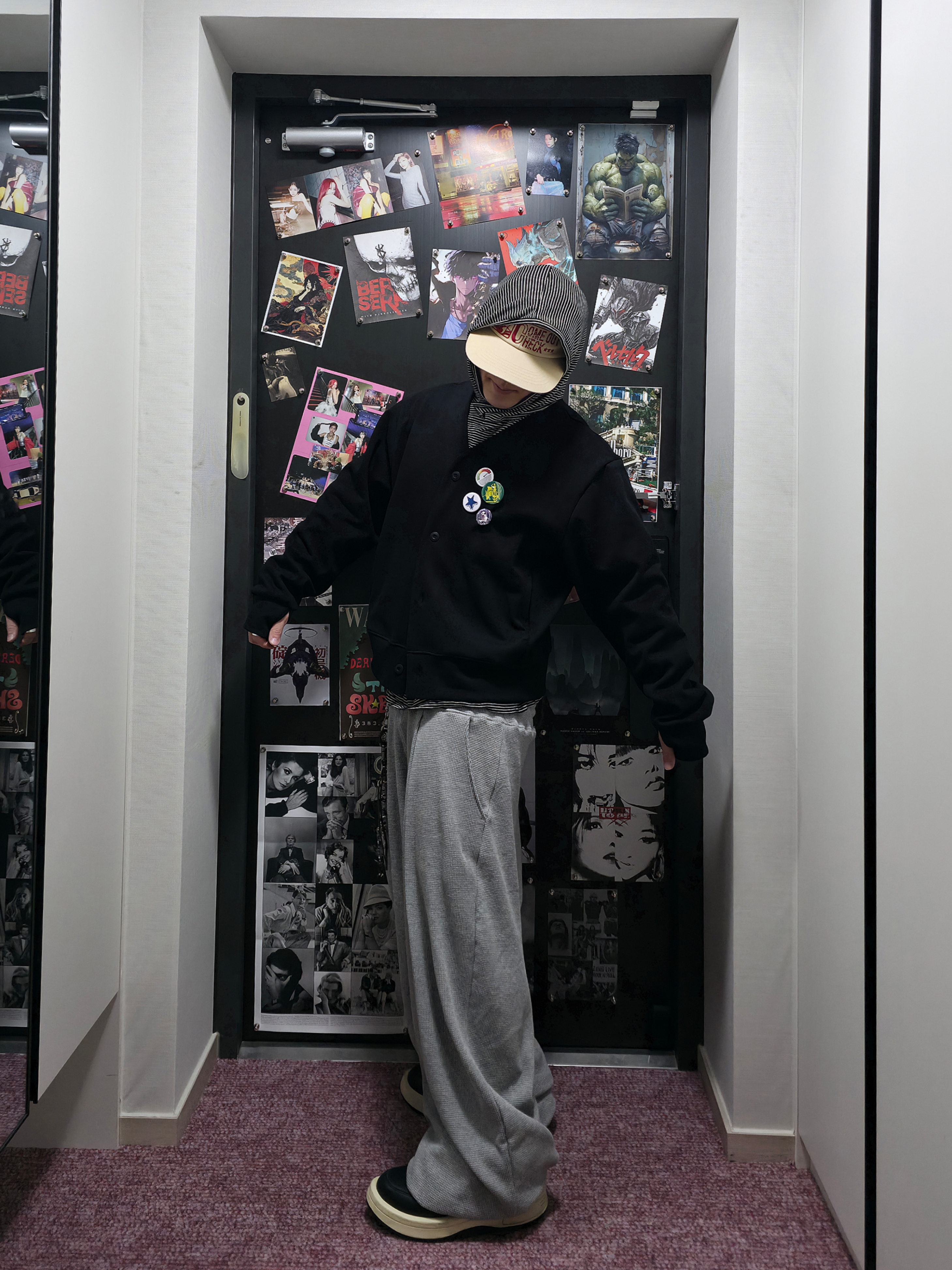 Converse x Drkshdw Turbowpn Black Cream 착용 스타일 - 1