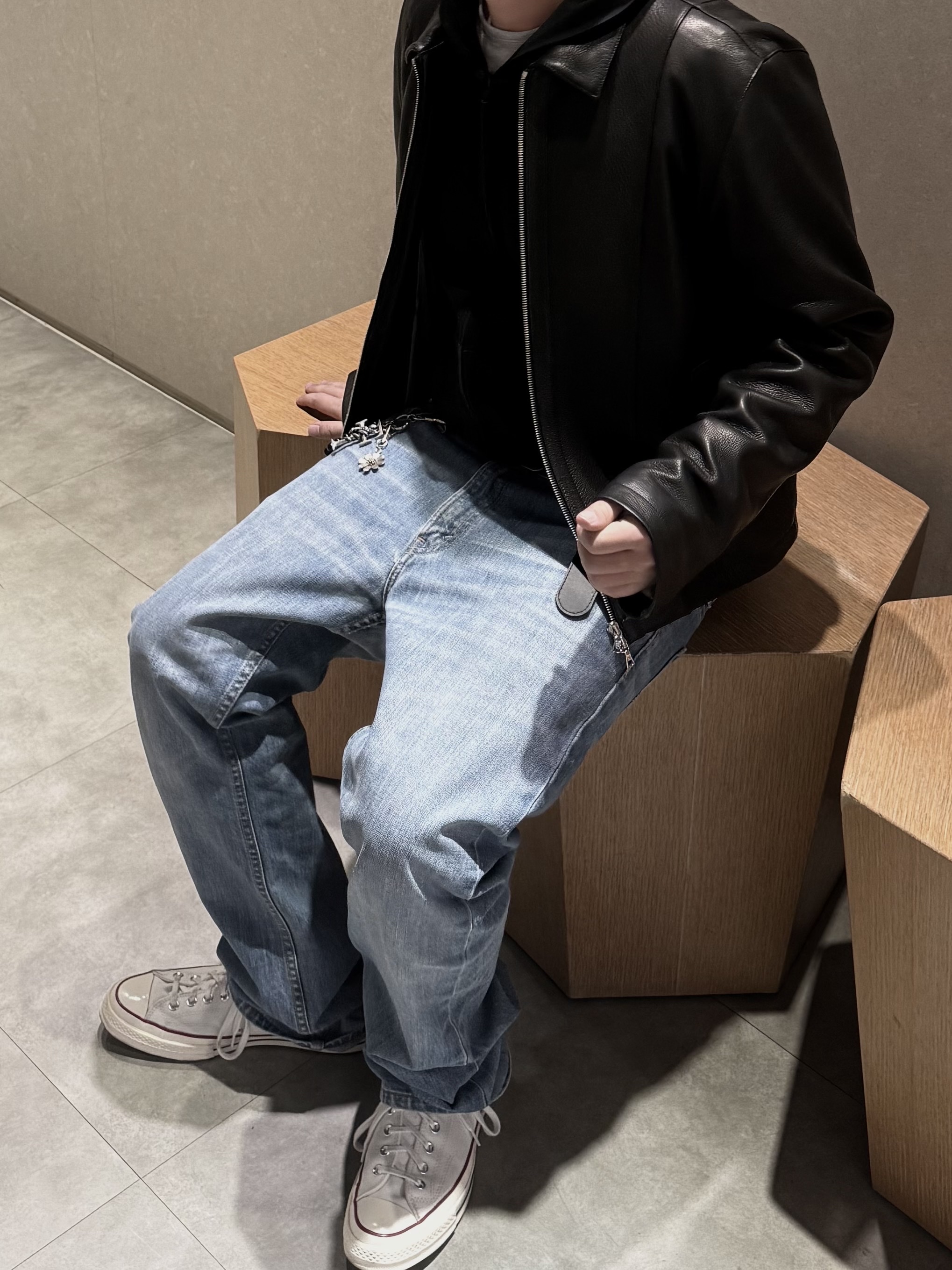 Undermycar Goatskin Slim Standard Blouson Black 착용 스타일 - 1