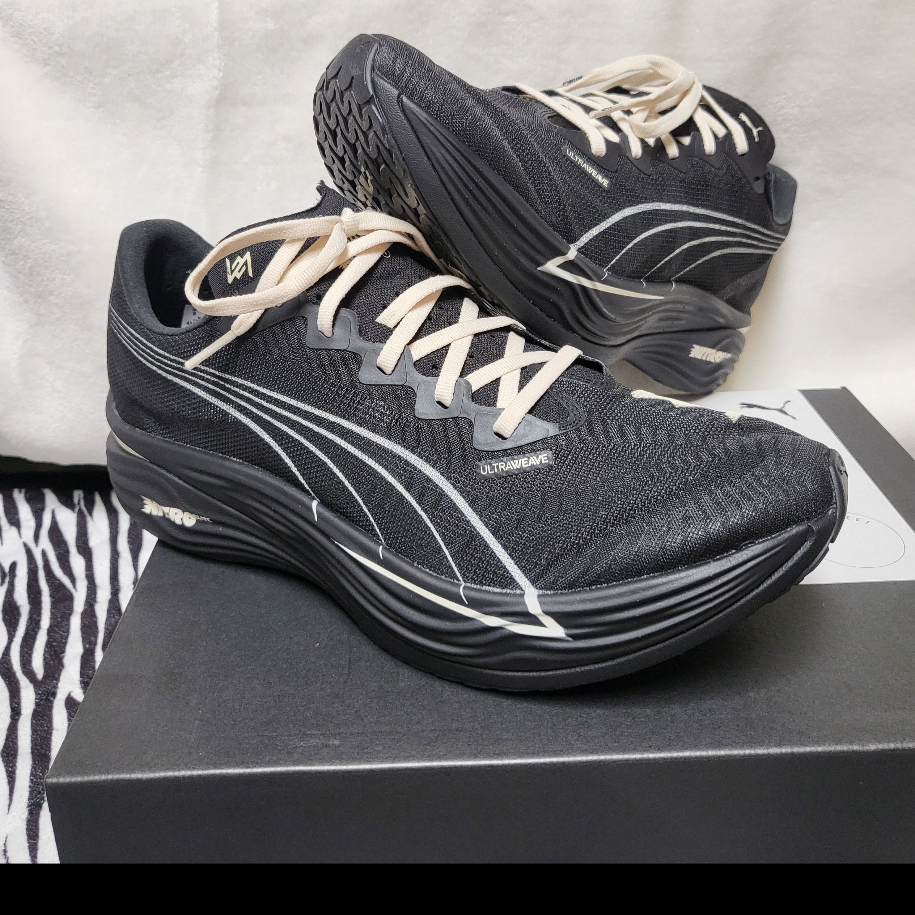 Puma x Represent Deviate Nitro Elite 3 Black Alpine Snow 착용 스타일