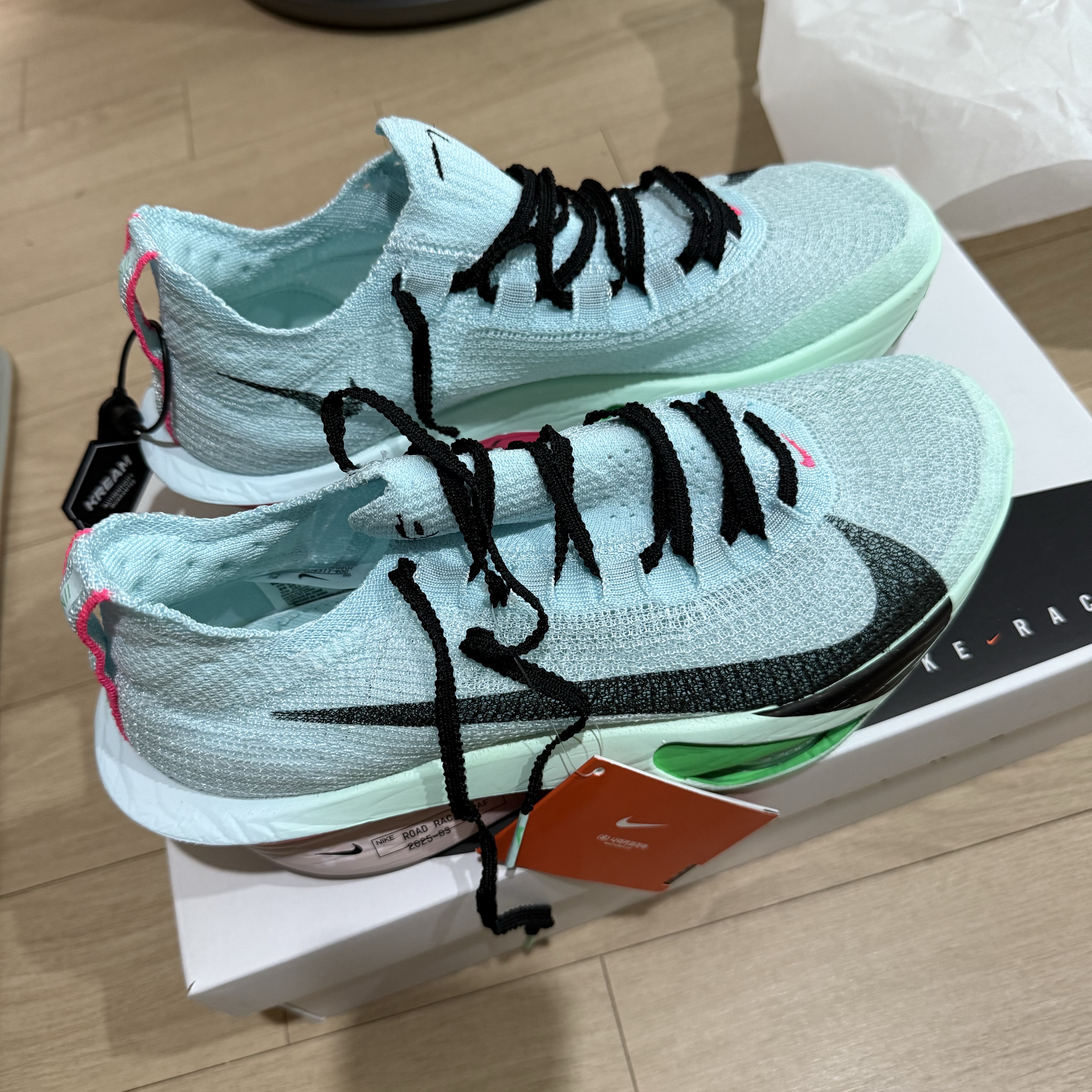 Nike Air Zoom Alphafly Next% 3 Glacier Blue Mint Foam 착용 스타일