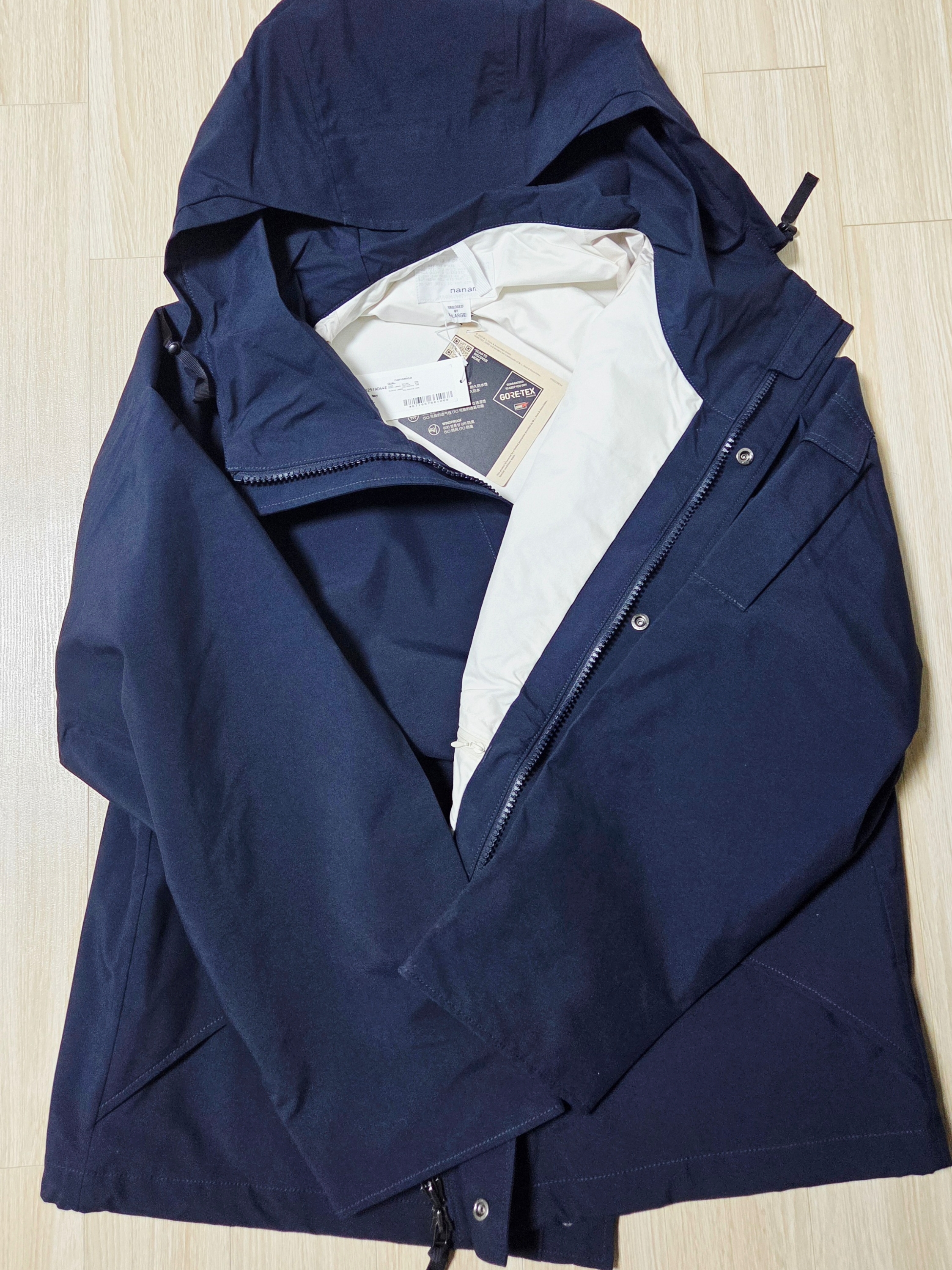 Nanamica 2L Nylon Gore-Tex Cruiser Jacket Navy 착용 스타일 - 1