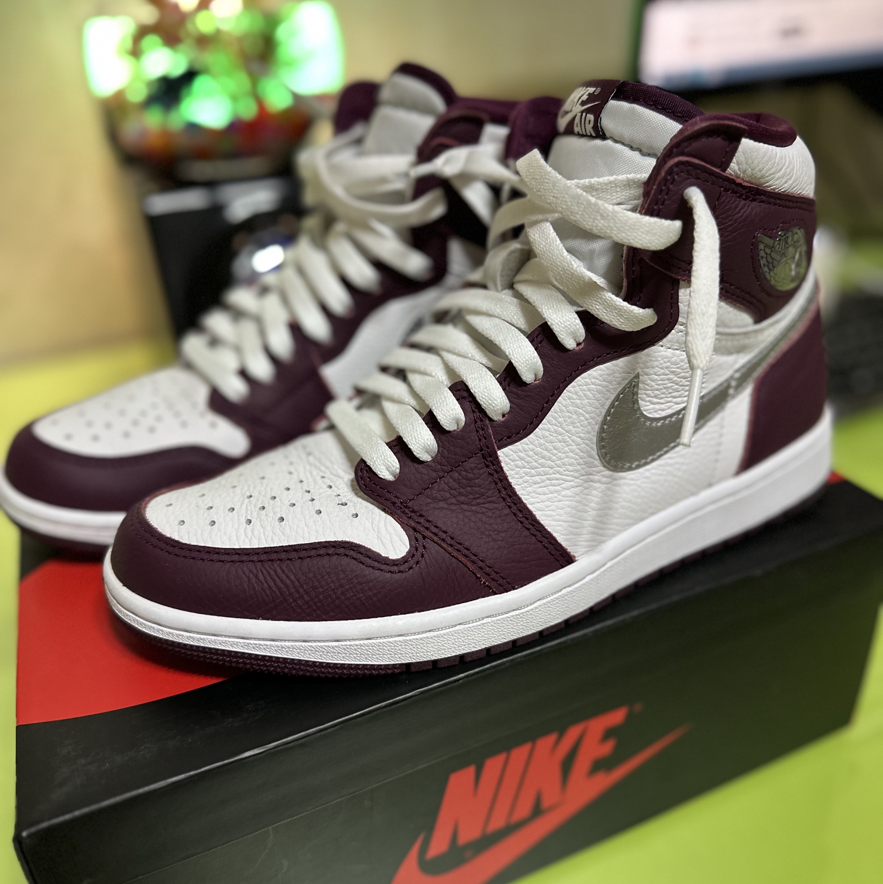 Jordan 1 Retro High OG Bordeaux 착용 스타일 - 1