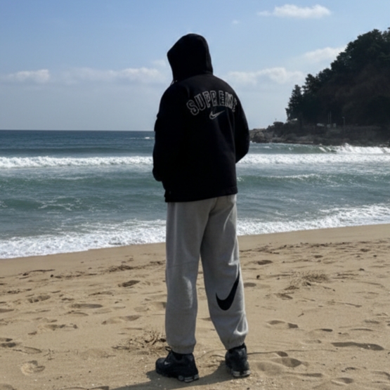 Supreme x Nike Sweatpant Heather Grey - 25SS 착용 스타일