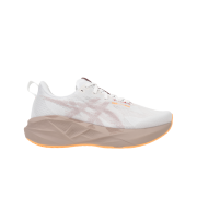 (W) Asics Novablast 5 White Fawn
