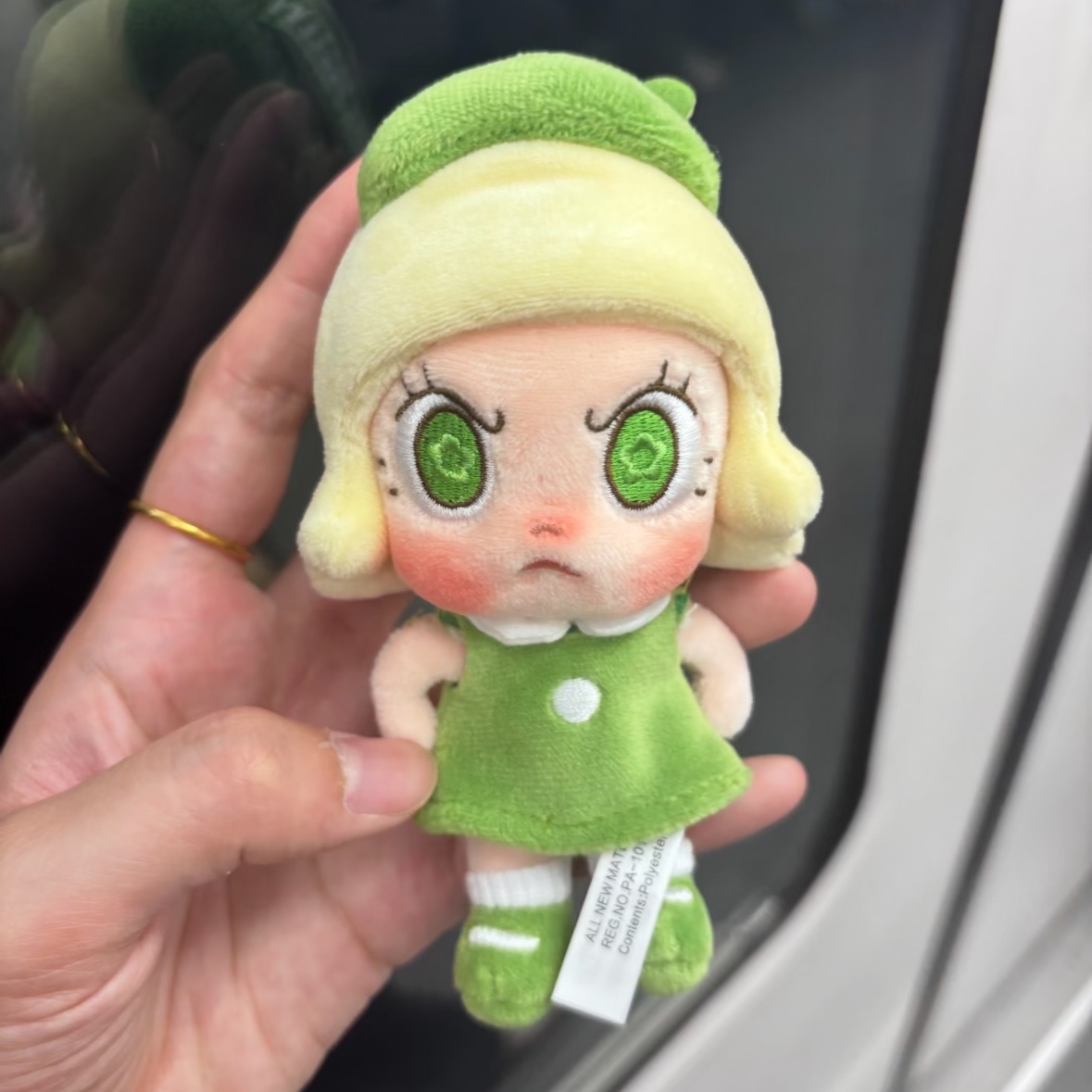 Pop Mart Angry Molly Angry Energy Series Plush Pendant Lake Blue Fire (Opened Case) 착용 스타일