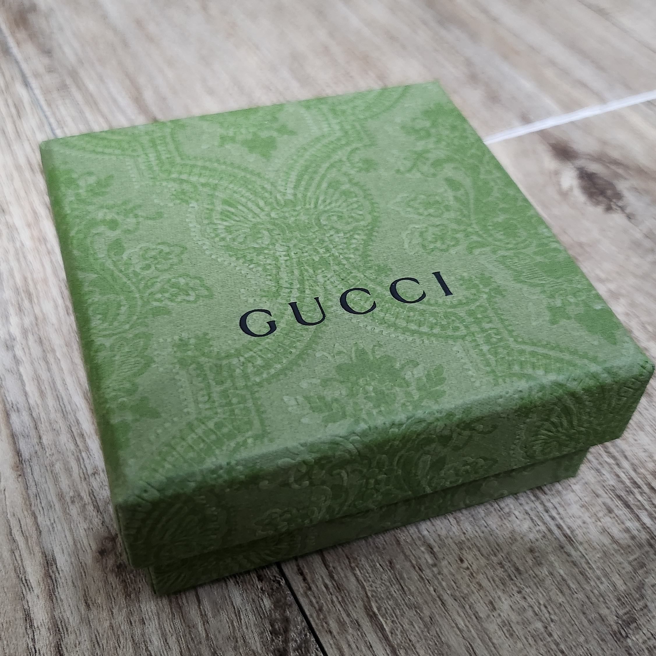 Gucci Ring with Double G Silver 착용 스타일 - 5