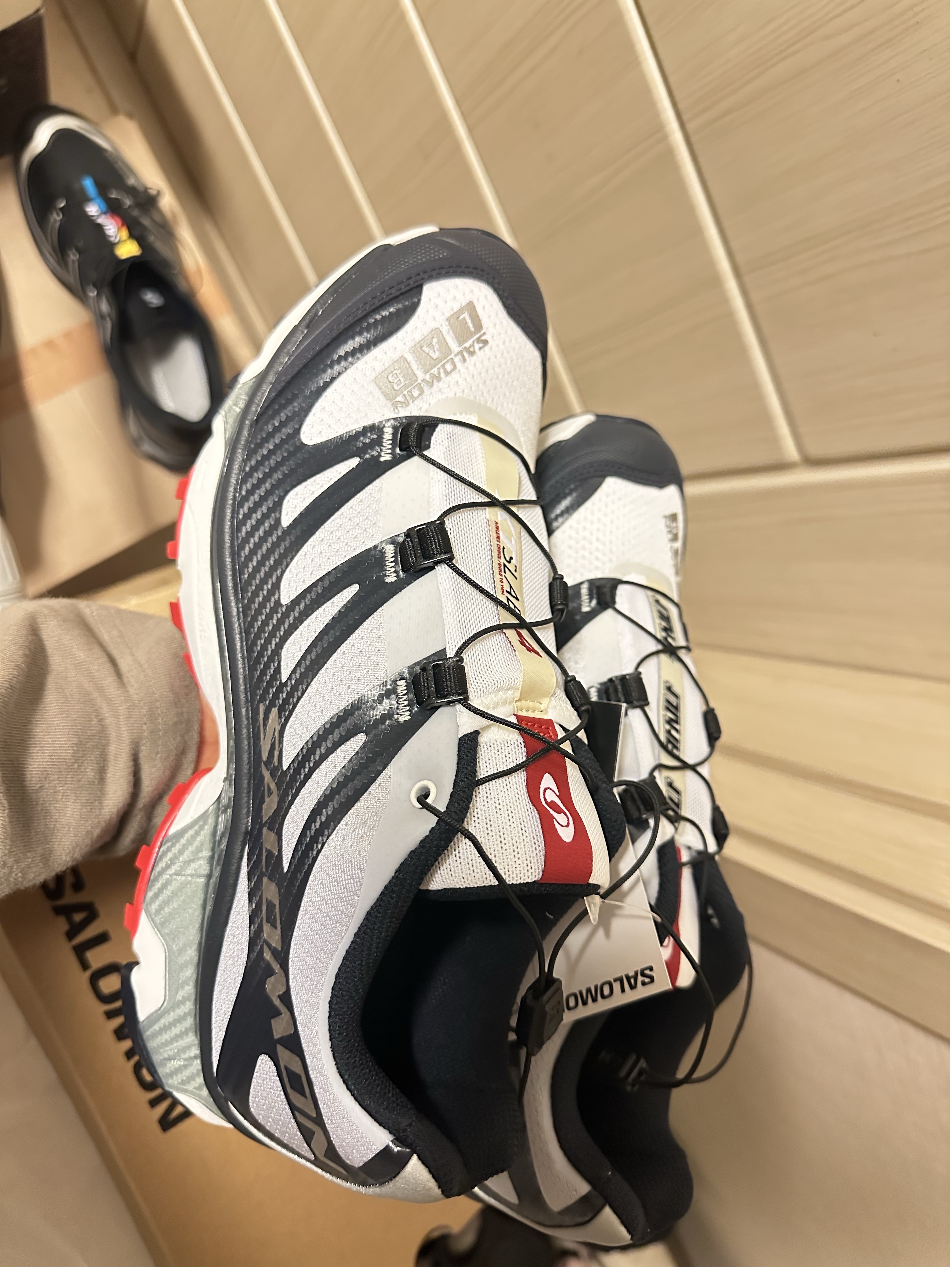 Salomon XT-6 GTX Black Silver, Salomon x Kasina XT-4 OG Dark Navy 착용 스타일