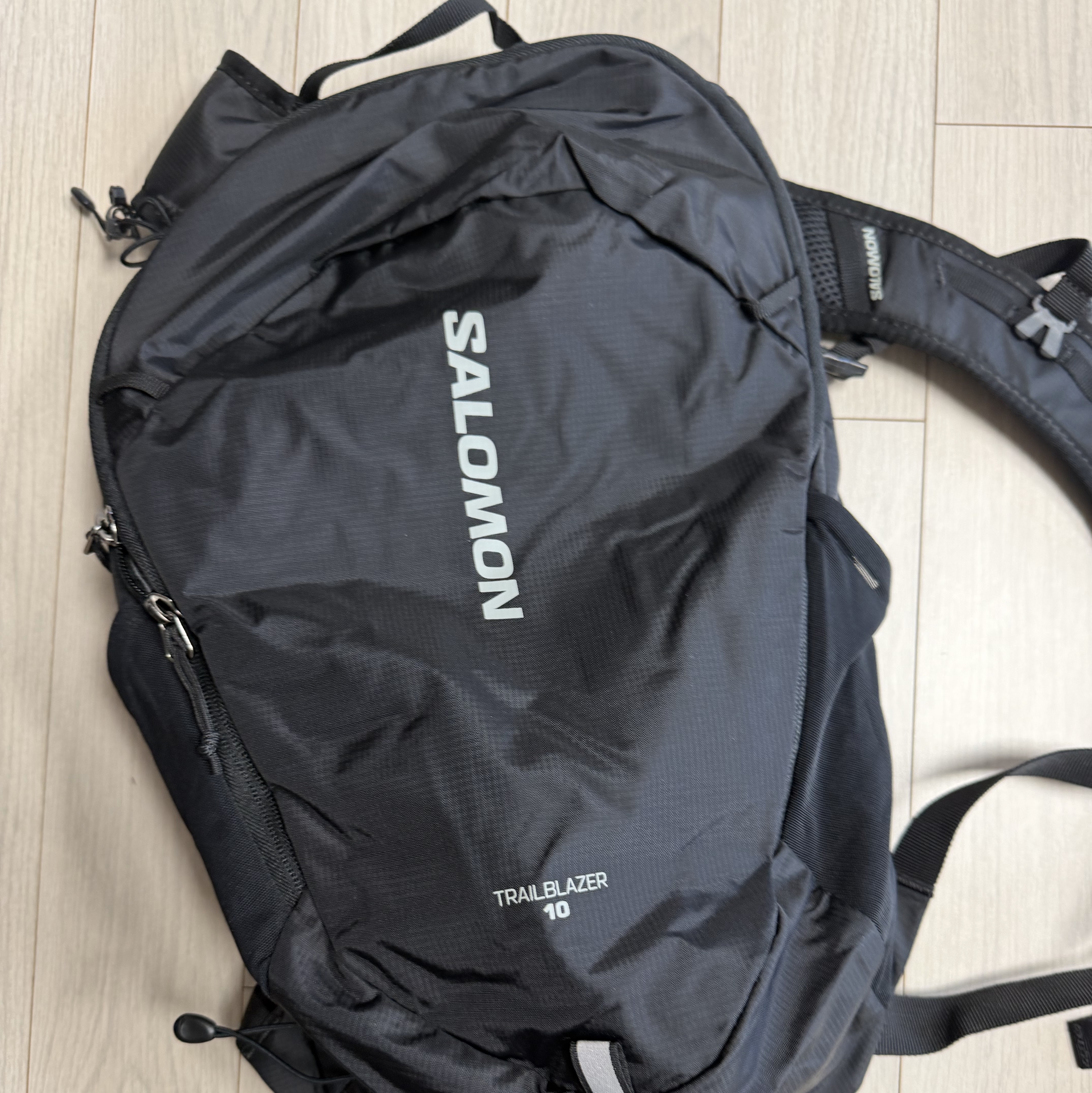 Salomon Trailblazer 10 Black 착용 스타일