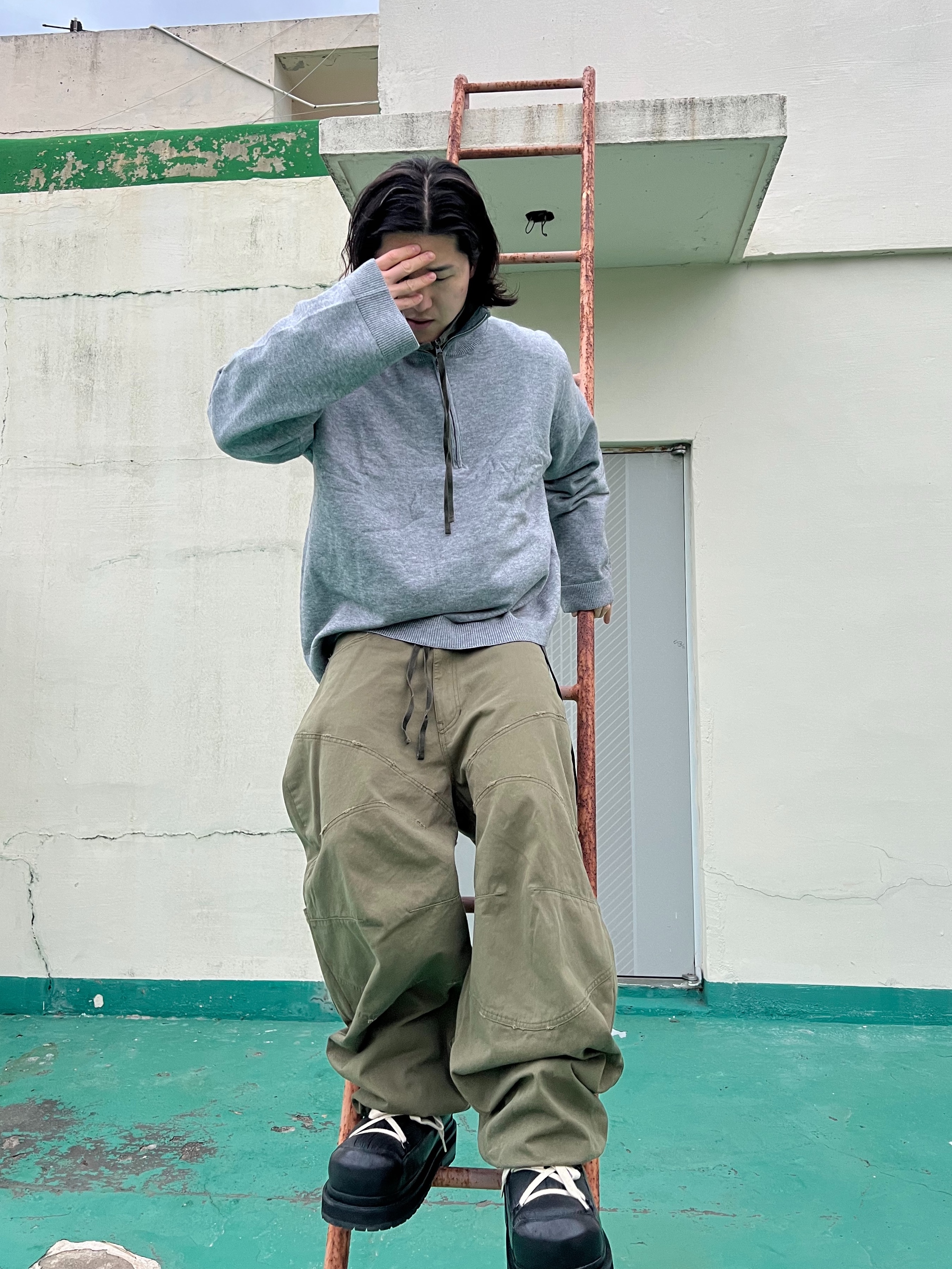 Undermycar Multi Patched Vintage Gaor Zip-Up Khaki - 25SS 착용 스타일 - 7