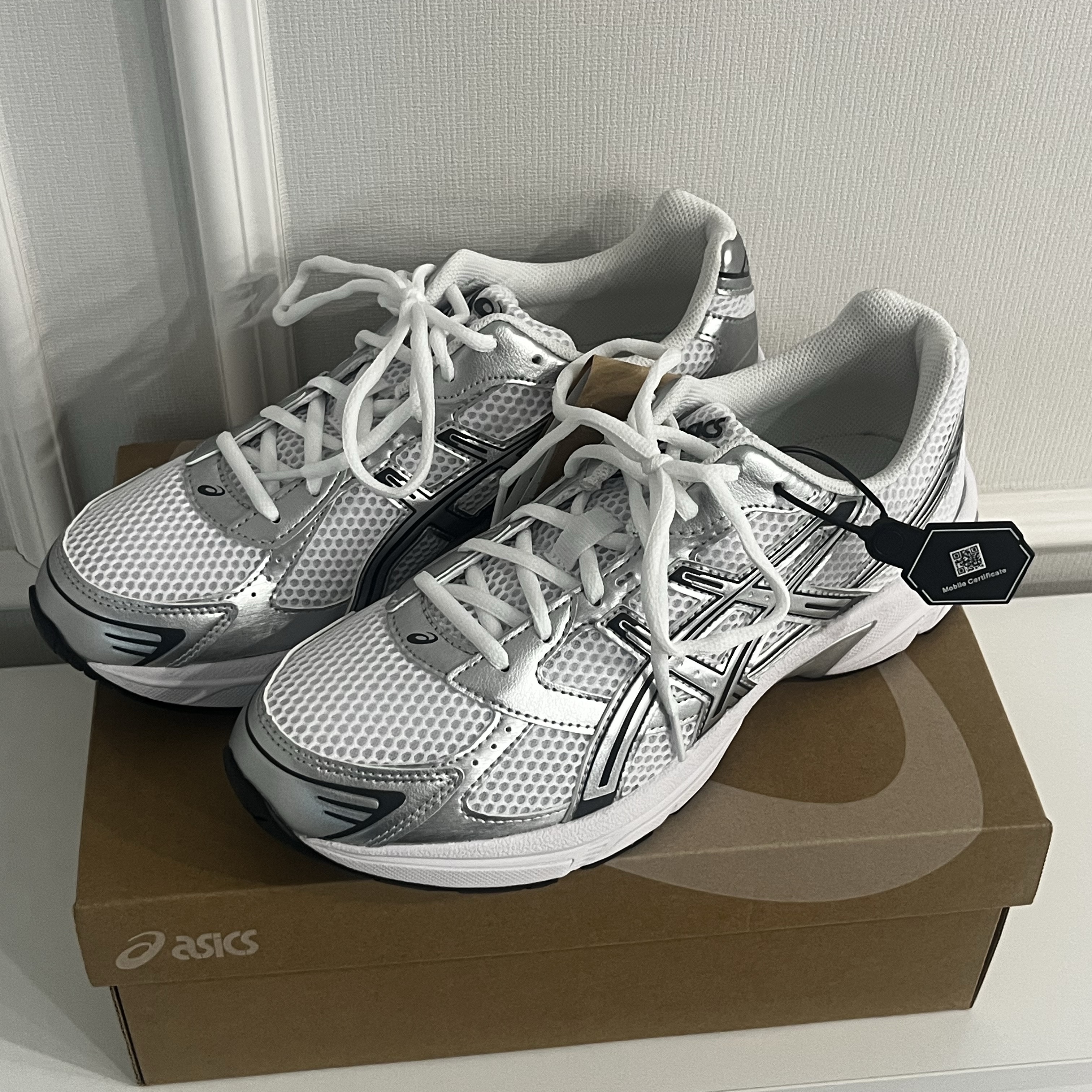 Asics Gel-1130 White Pure Silver 착용 스타일 - 1