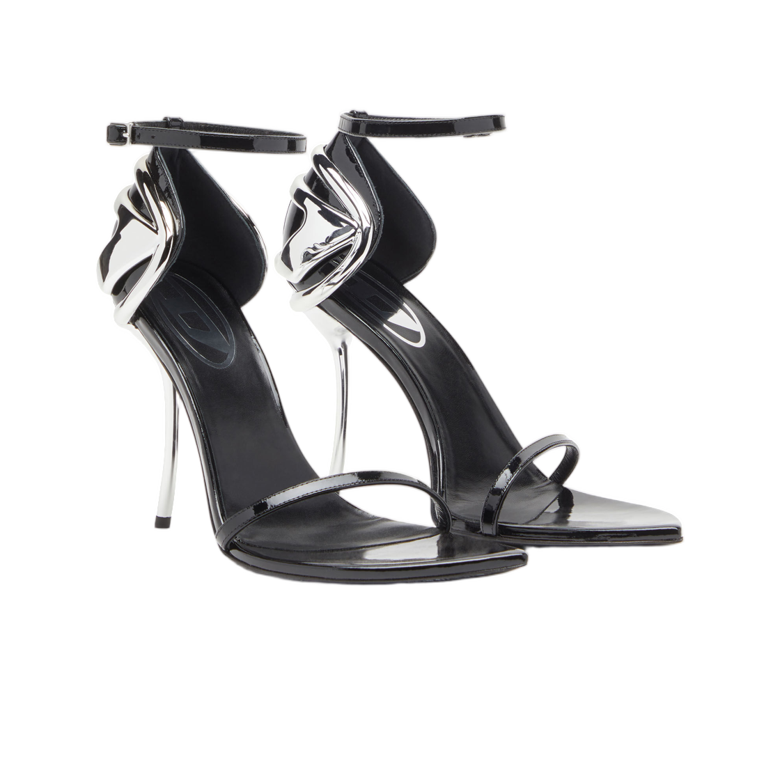 (W) 디젤 D-텐앤하프 스틸레토 샌들 페이턴트 레더 앤 새틴 블랙((W) Diesel D-Ten&Half-Stiletto Sandals In Patent Leather and Satin Black) - 2