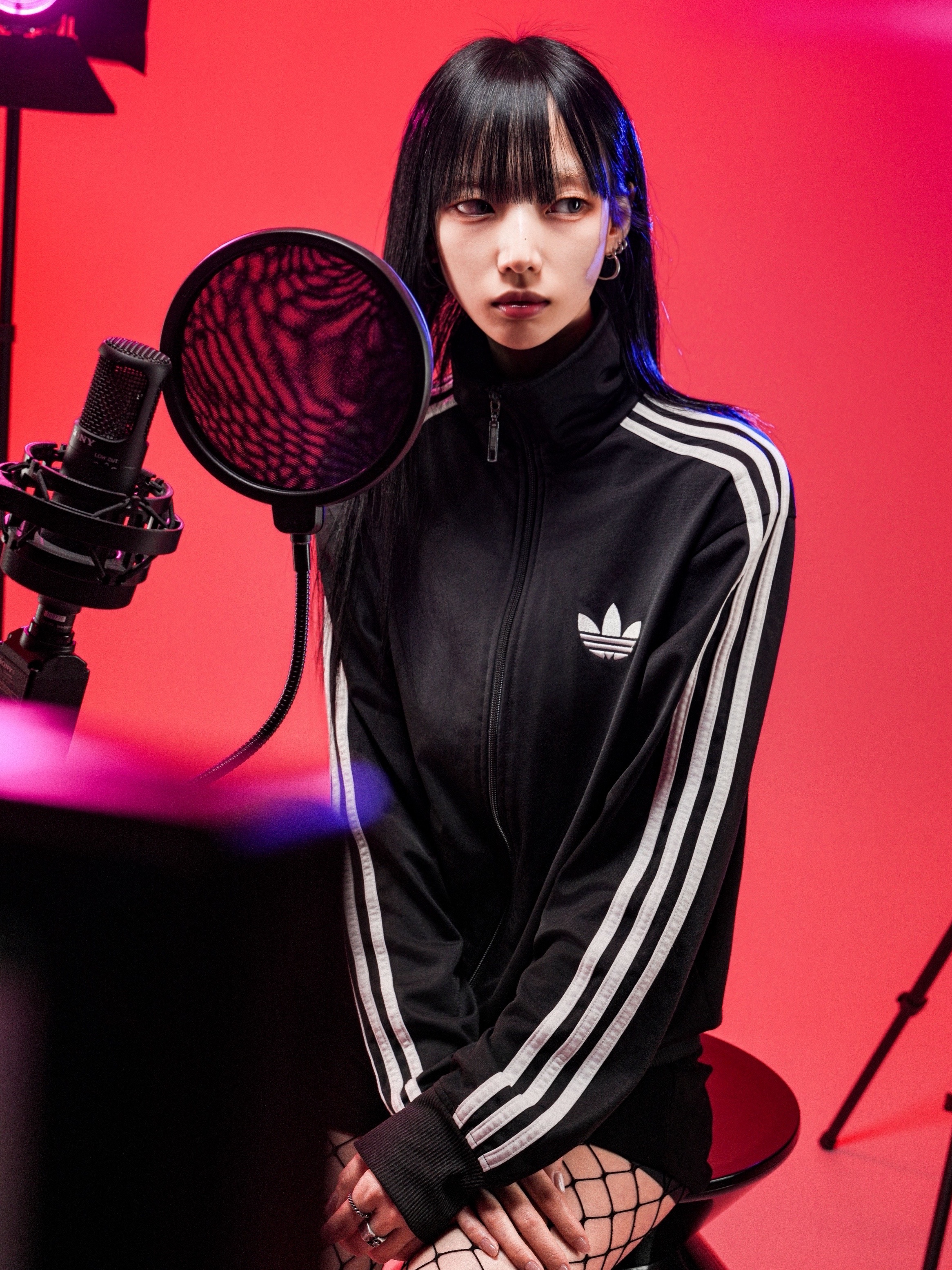 Adidas Adicolor Classics Firebird Track Top Black - KR Sizing 착용 스타일 - 1