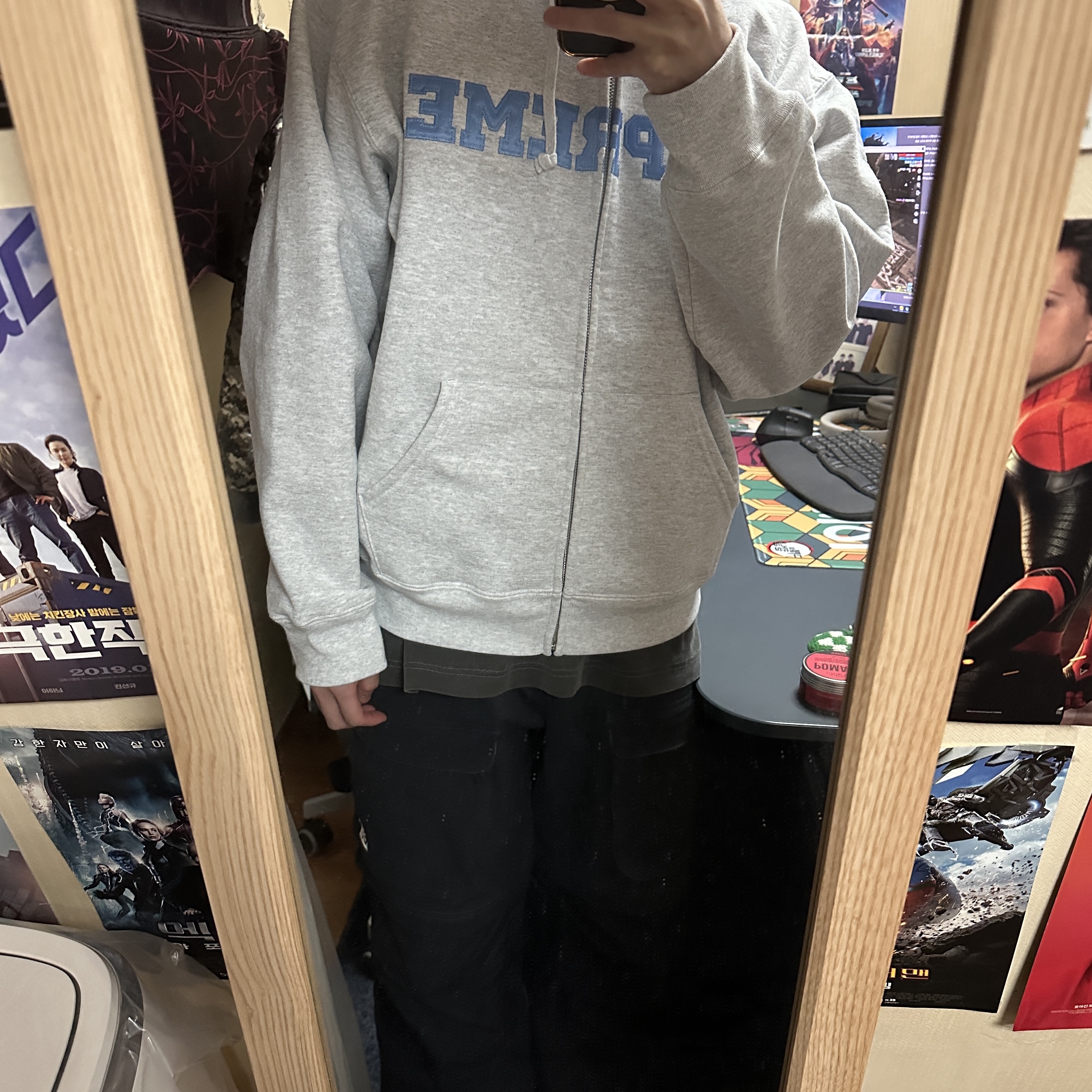 Supreme Collegiate Applique Zip Up Hooded Sweatshirt Ash Grey - 25FW, Nike ACG Smith Summit Zip Cargo Pants Black Anthracite - Asia 착용 스타일