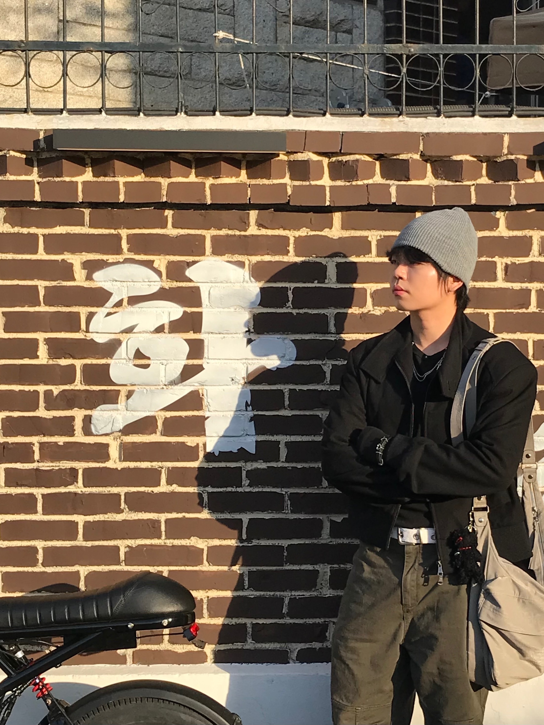 (W) Nike Air Max Plus TNPO Black, Y/Project Y Heart Buckle Leather Belt Black Silver - 23SS 착용 스타일 - 5