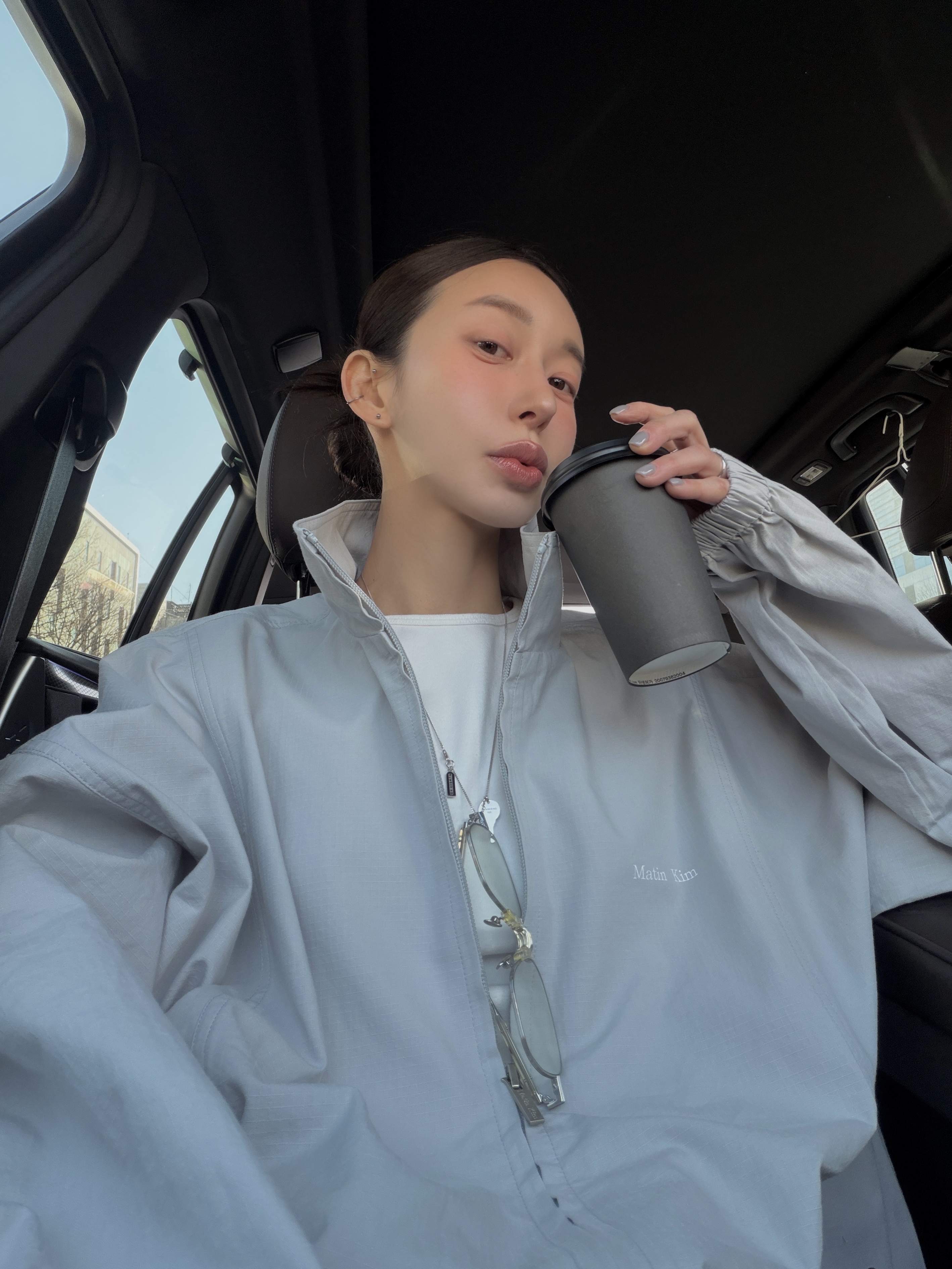 (W) Nike Shox Z Metallic Silver, Gentle Monster Catta C2 Silver 착용 스타일 - 2