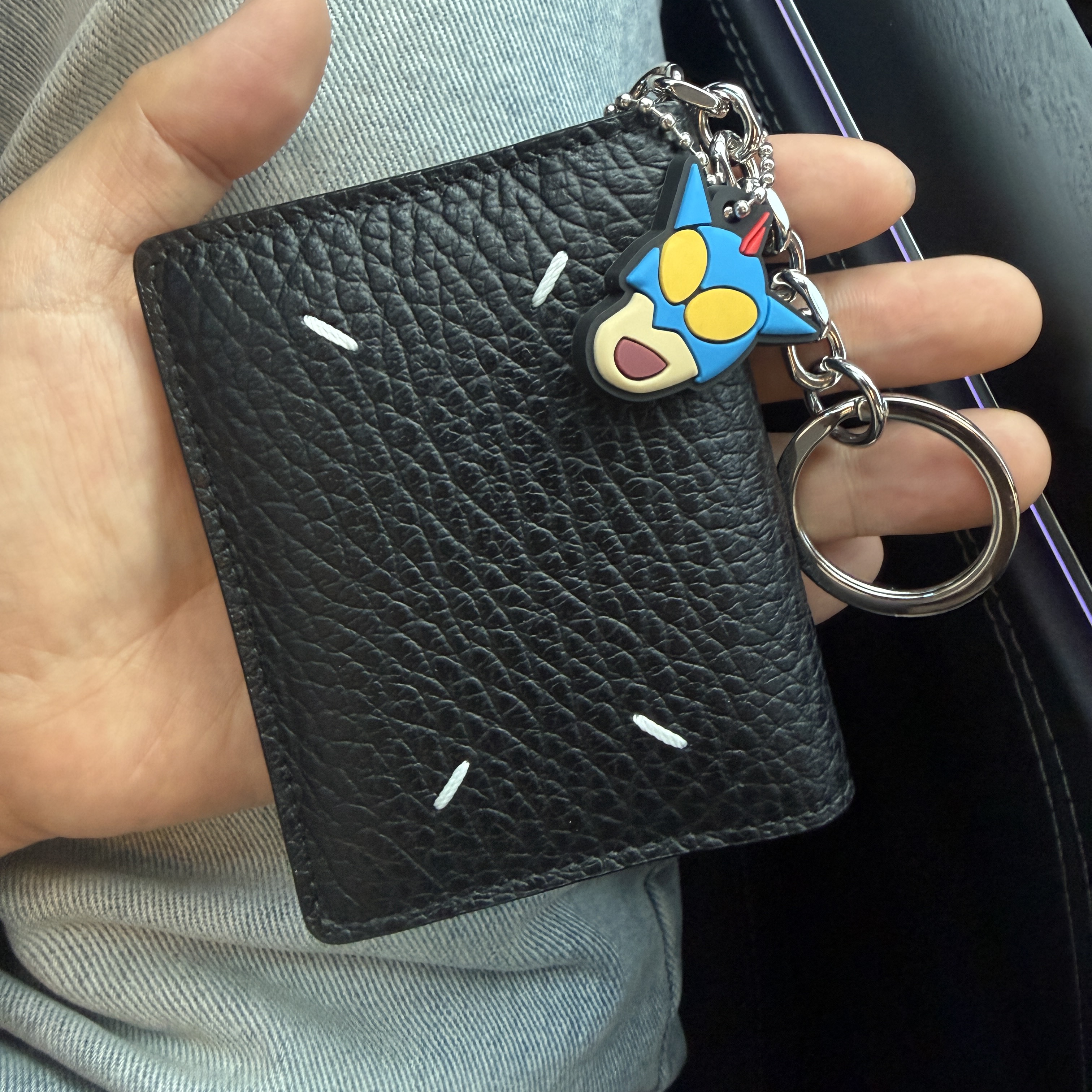 Maison Margiela Keyring Wallet Black 착용 스타일