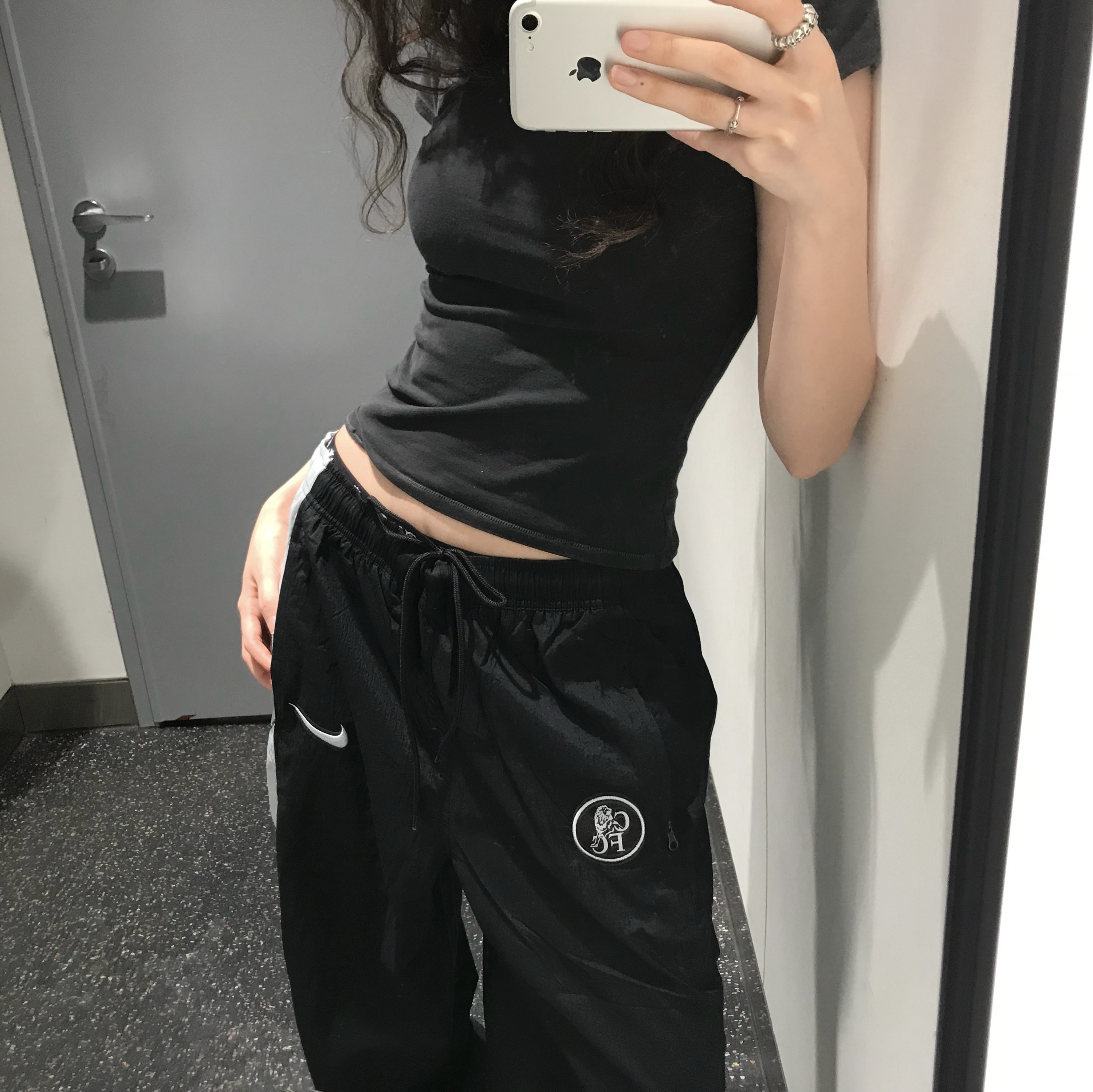 Nike Chelsea FC Third Total 90 Football Woven Track Pants Black Field Silver (HQ9756-010) (Non Marking Ver.) 착용 스타일