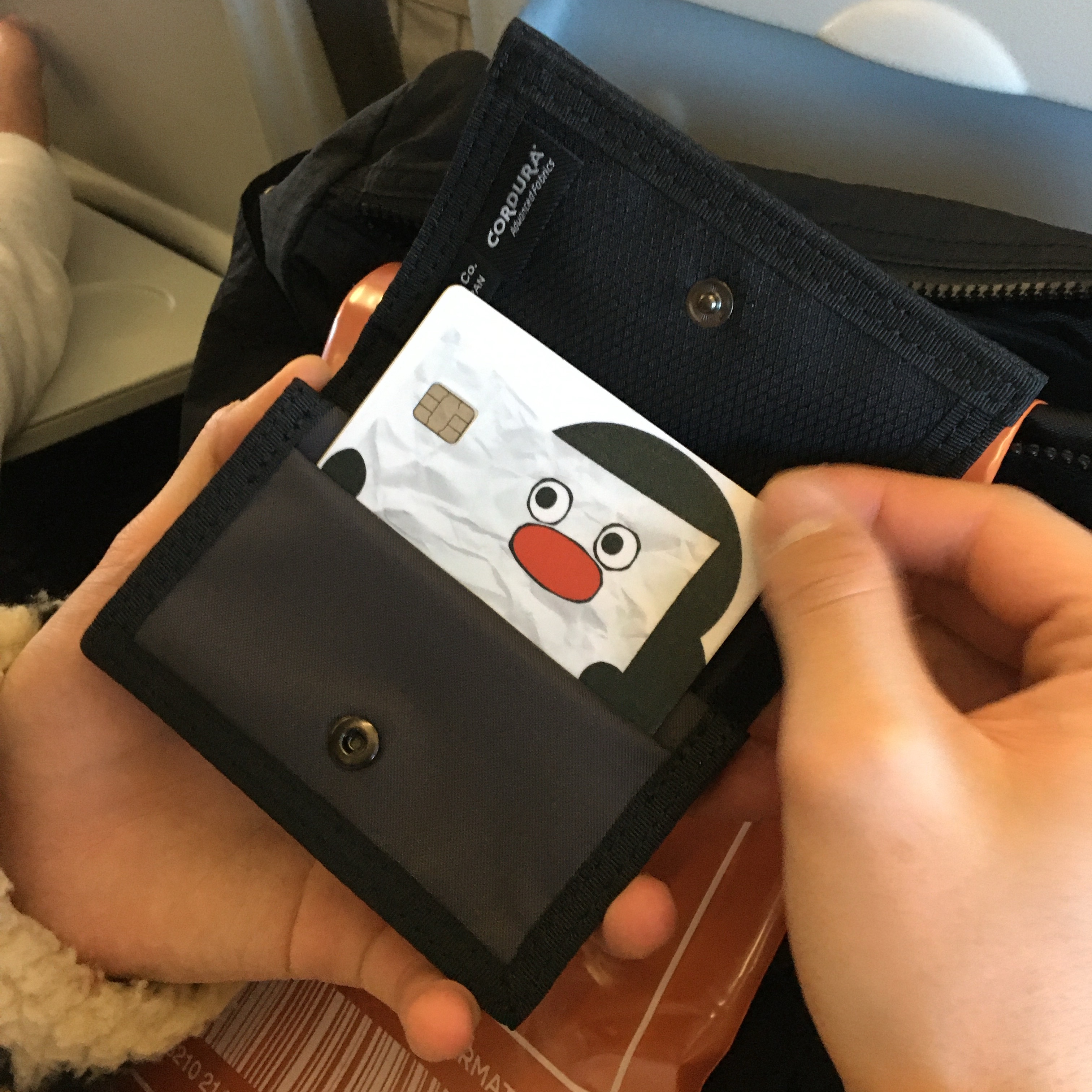 Porter Dill Card Case Black 착용 스타일 - 2
