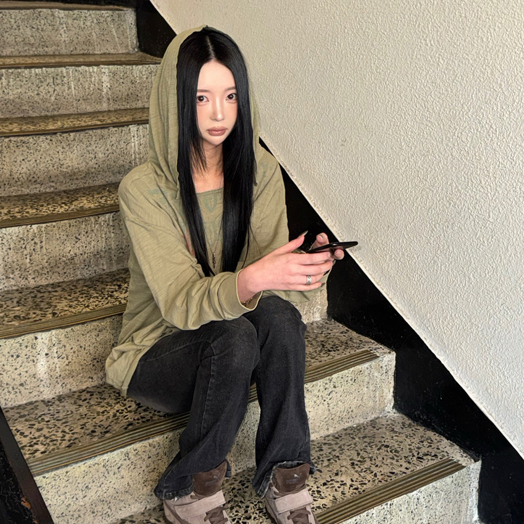 Thevinylhouse Cut-Off Over Slub Hoodie Ls Tee Khaki 착용 스타일