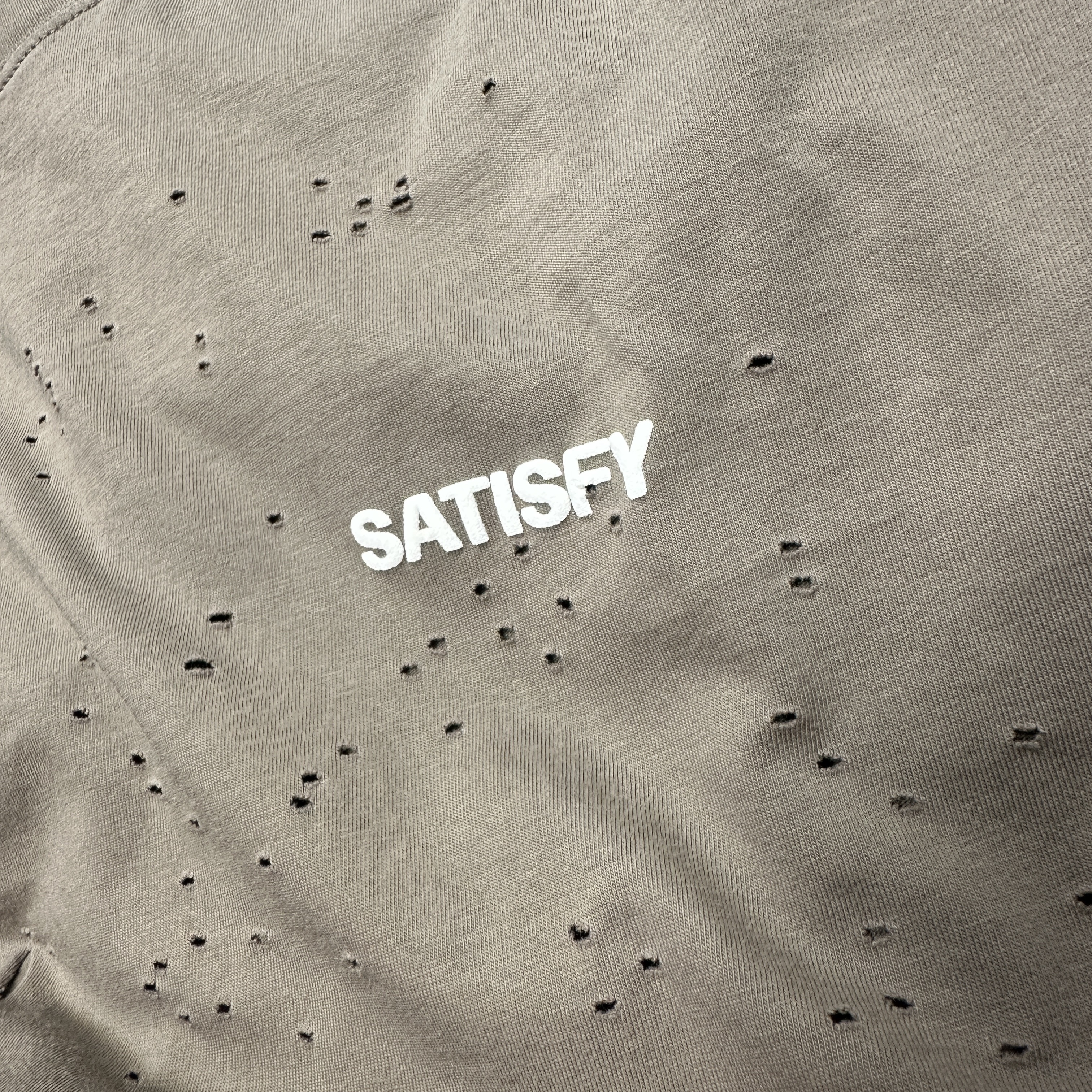 Satisfy MothTech T-Shirt Aged Falcon 착용 스타일