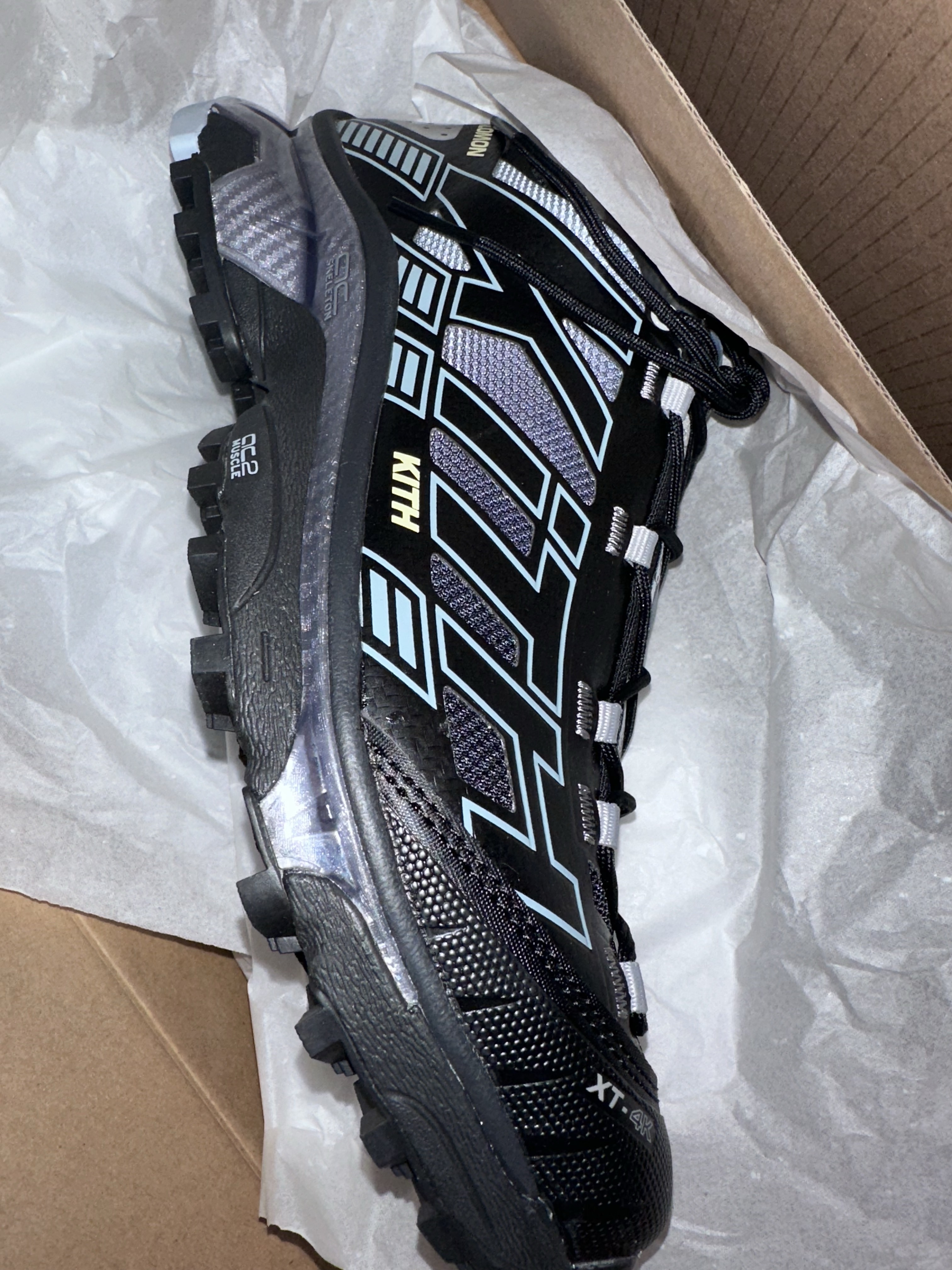 Salomon x Kith XT-4K Black Alloy 착용 스타일