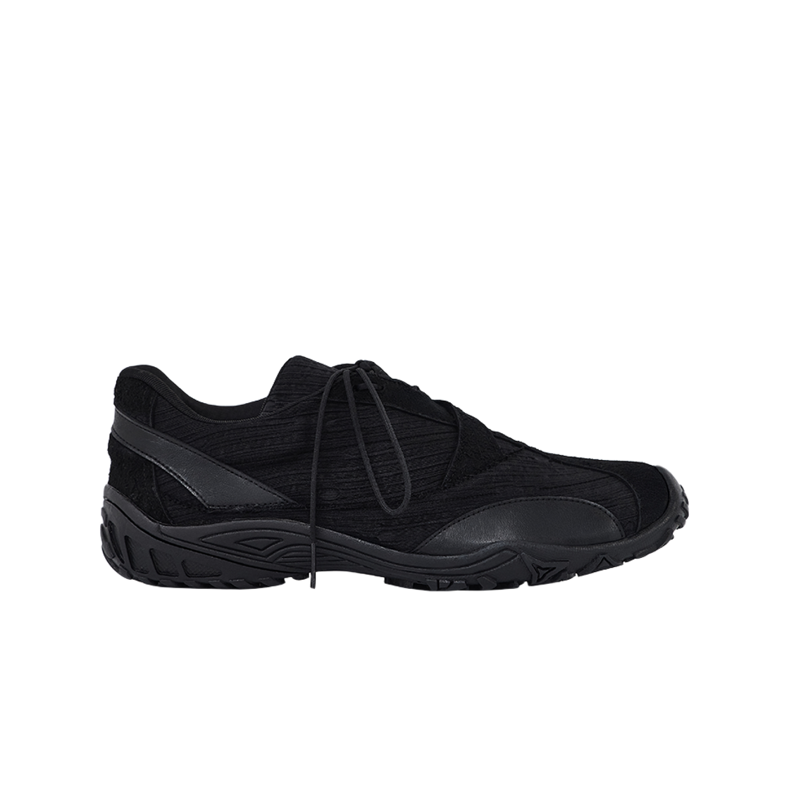NT3BFSSSN001BK NegativeThree Asymmetry No.3 Sneakers Black