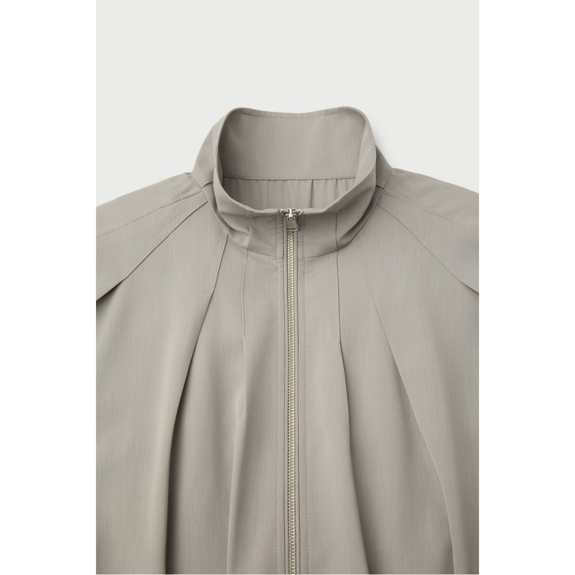 이로 온디 셔링 블루종 라이트 그레이(IRO Ondee Shirring Blouson Light Gray) - 4