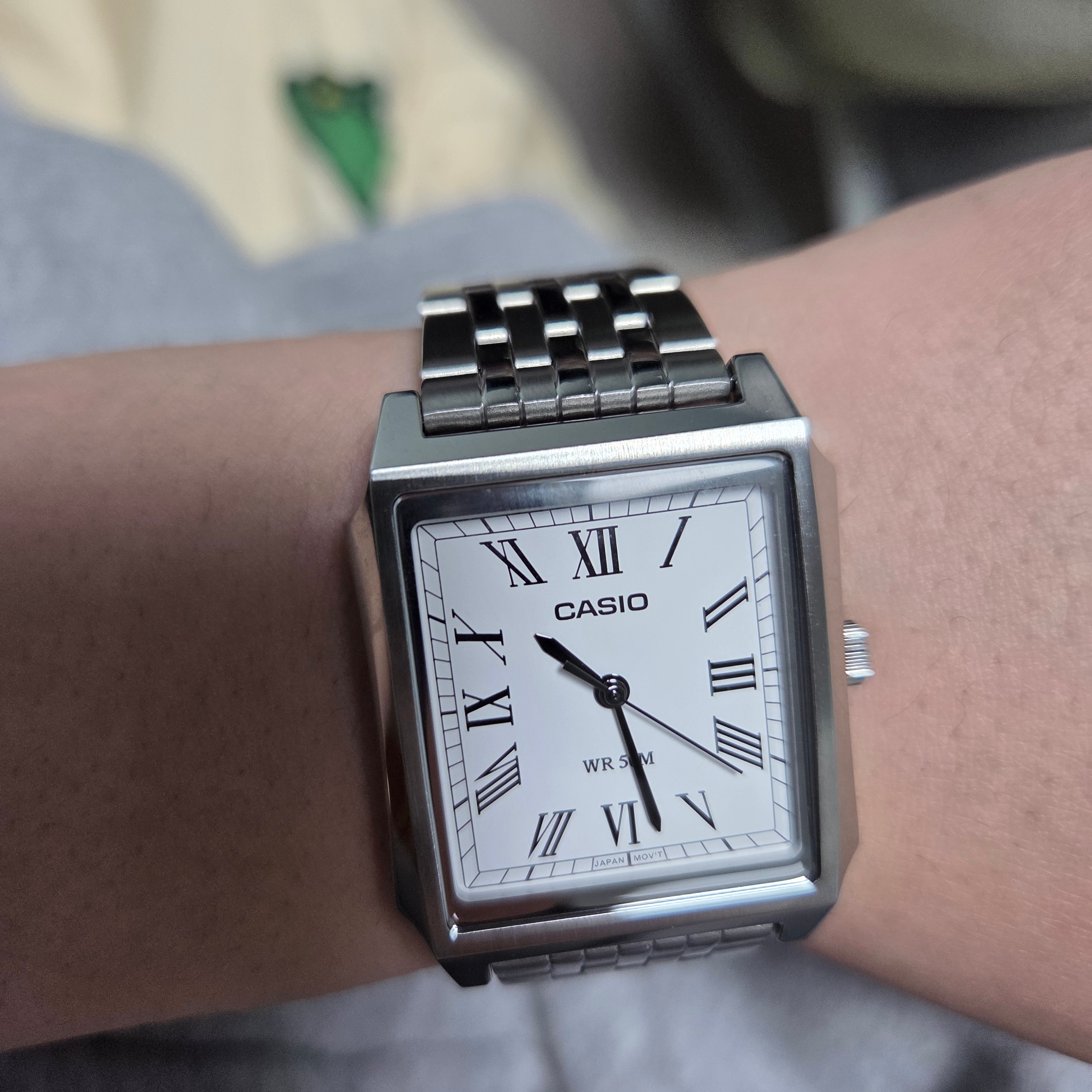 Casio MTP-B190D-7BV 착용 스타일