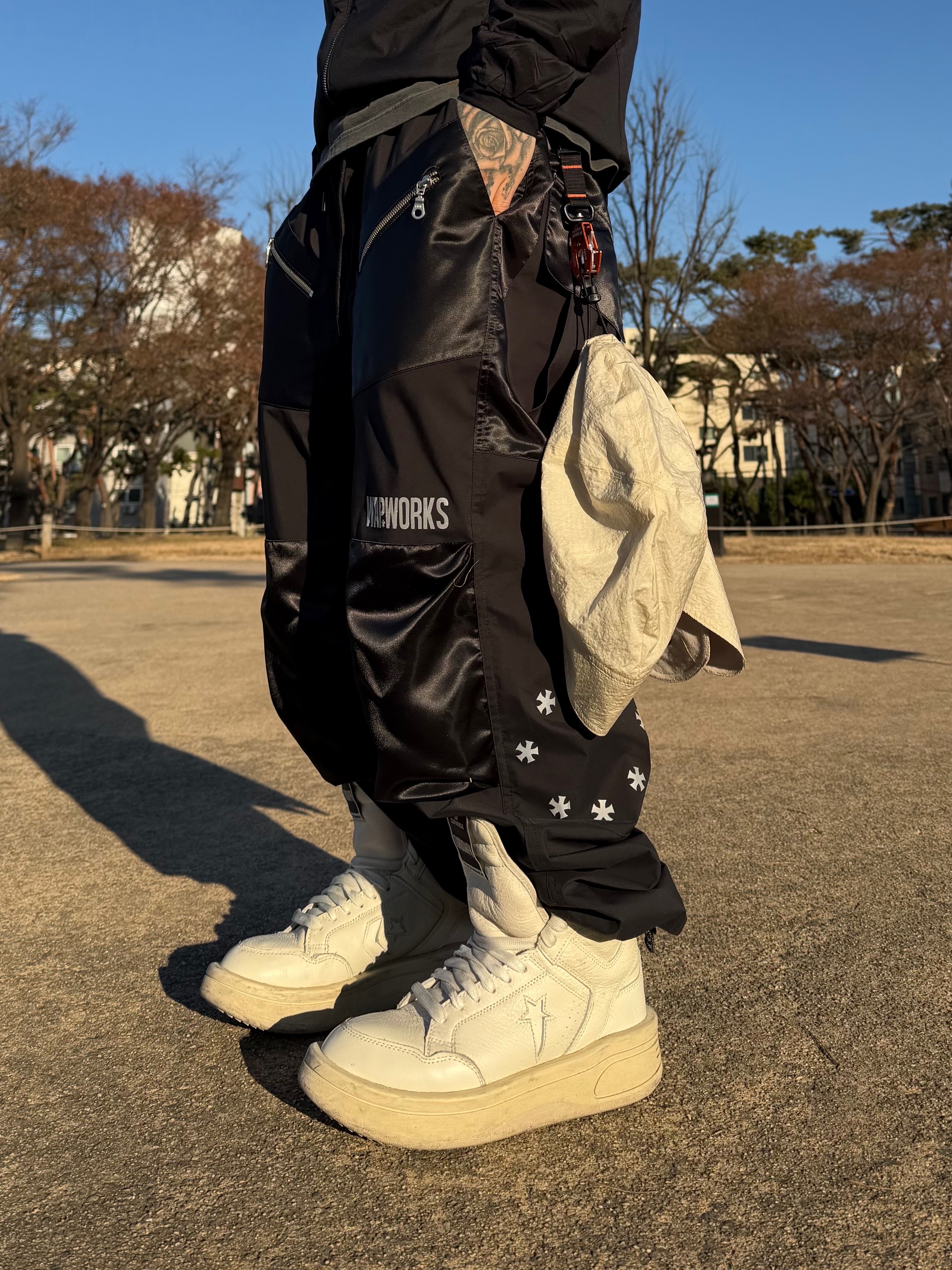 Wapworks Protective Shell 3-Layer Pants, Converse x Drkshdw Turbowpn Egret 착용 스타일