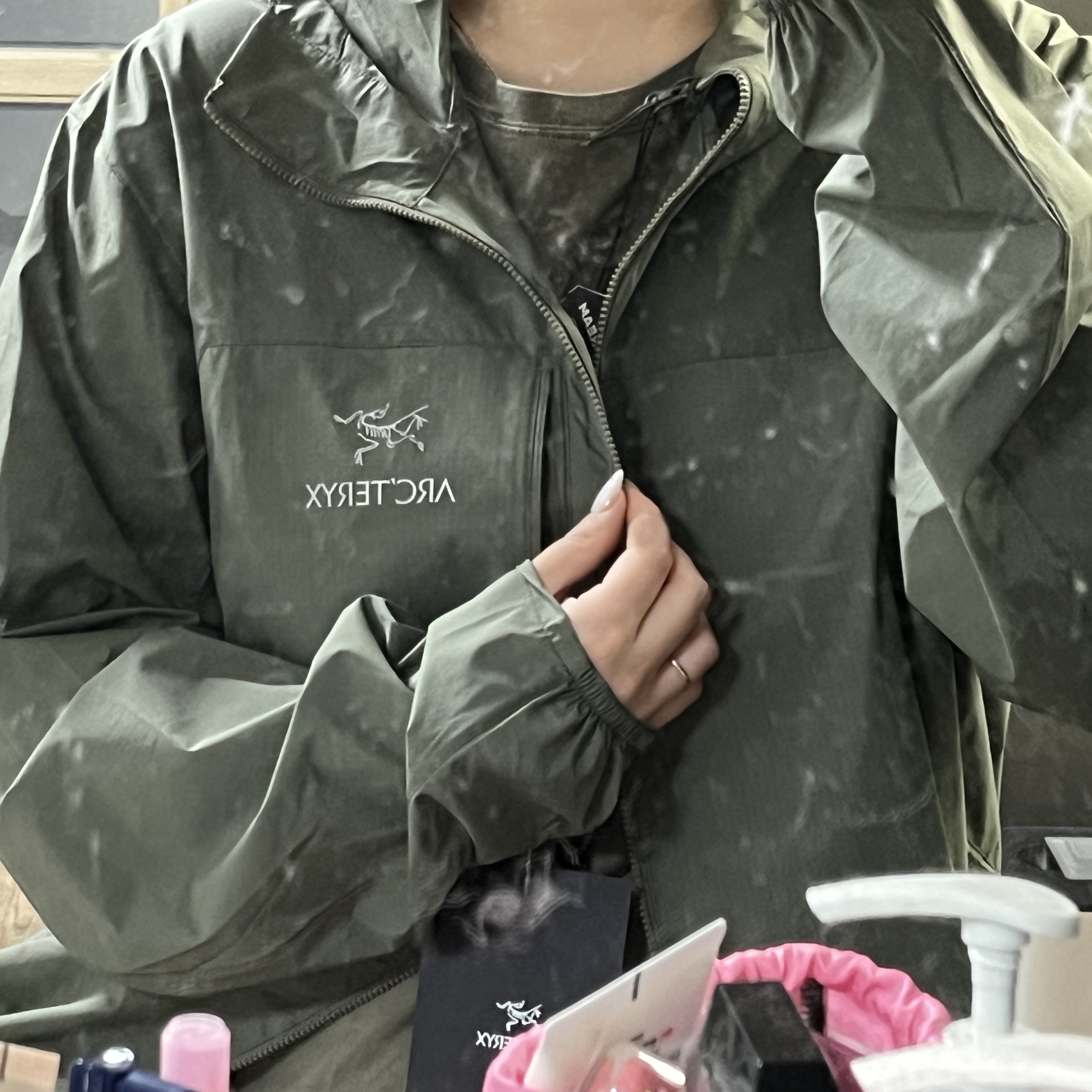 Arc'teryx Squamish Hoody Forage 착용 스타일