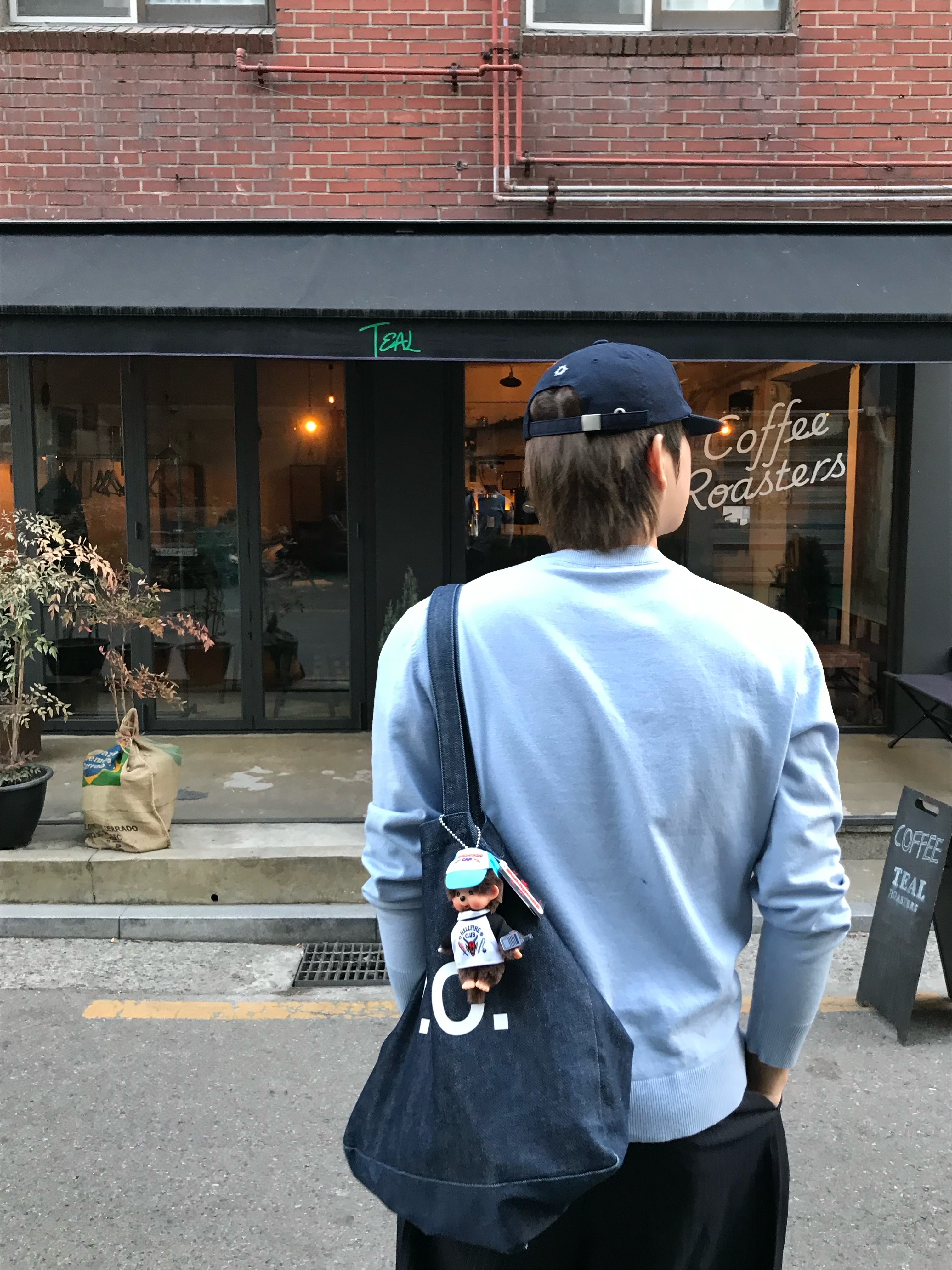 Casio AQ-230A-7AMQY, Hello Sunrise S Logo Cotton Relaxed Fit 6Panel Cap Deep Navy 착용 스타일 - 2