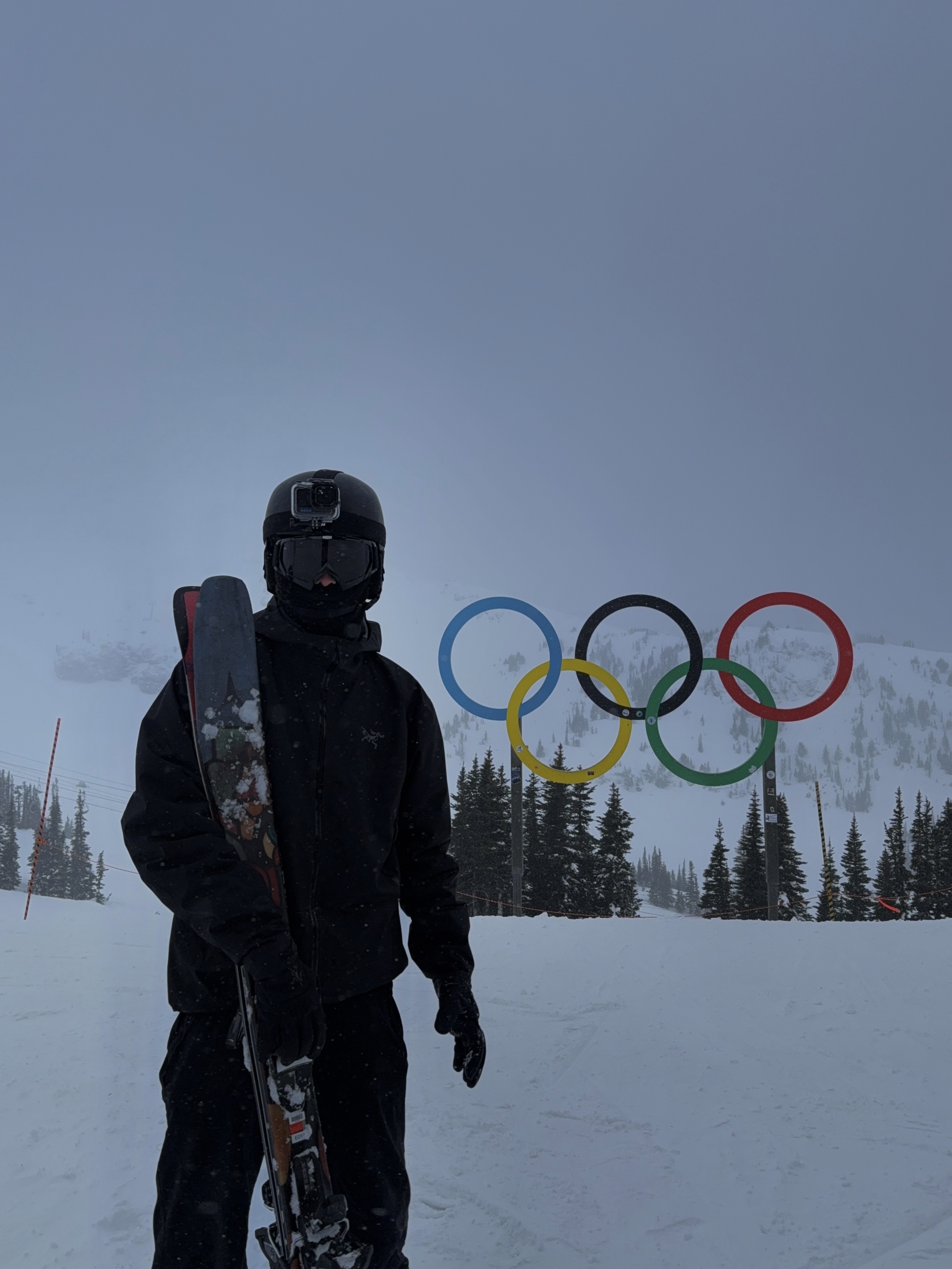 Arc'teryx Beta Jacket Black 착용 스타일 - 1