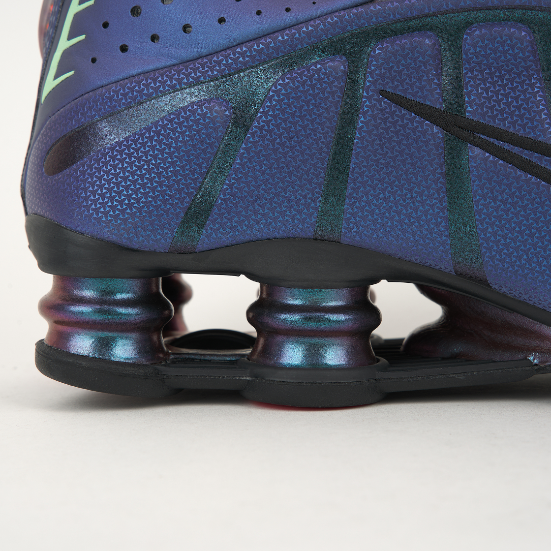 나이키 샥스 R4 블랙 앤 핫 펀치(Nike Shox R4 Black and Hot Punch) - 7