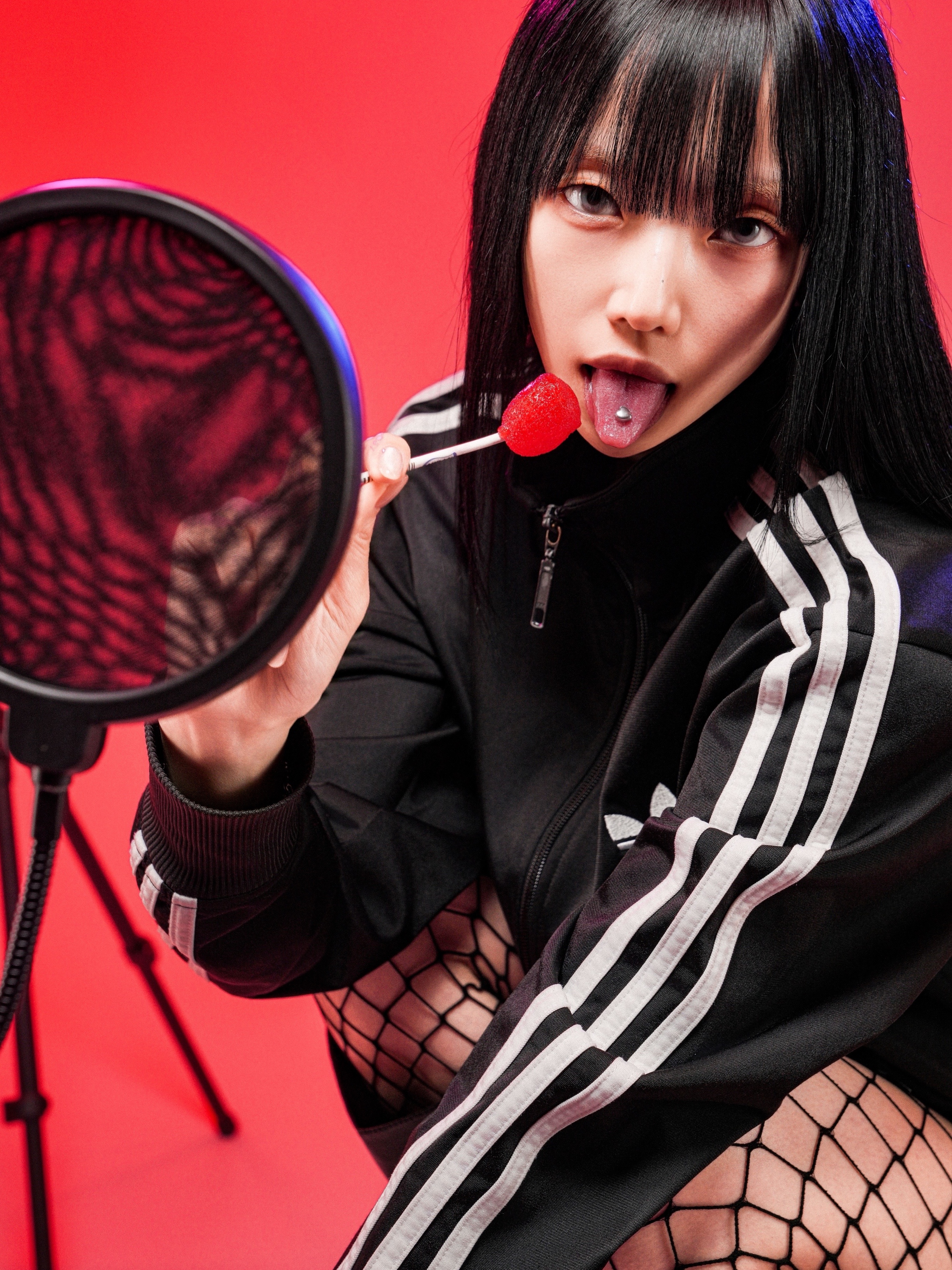 Adidas Adicolor Classics Firebird Track Top Black - KR Sizing 착용 스타일 - 5