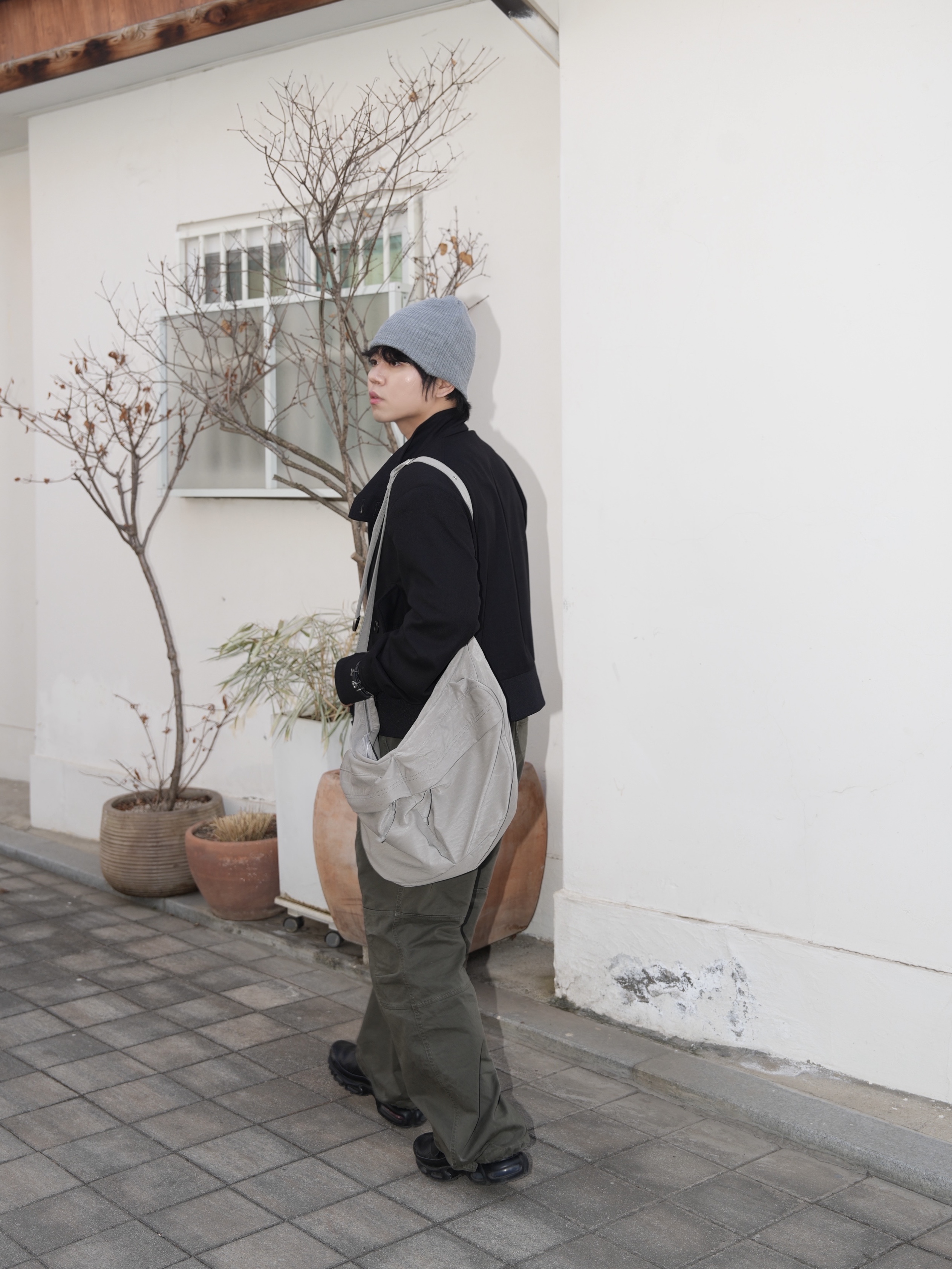 (W) Nike Air Max Plus TNPO Black, Y/Project Y Heart Buckle Leather Belt Black Silver - 23SS 착용 스타일 - 2