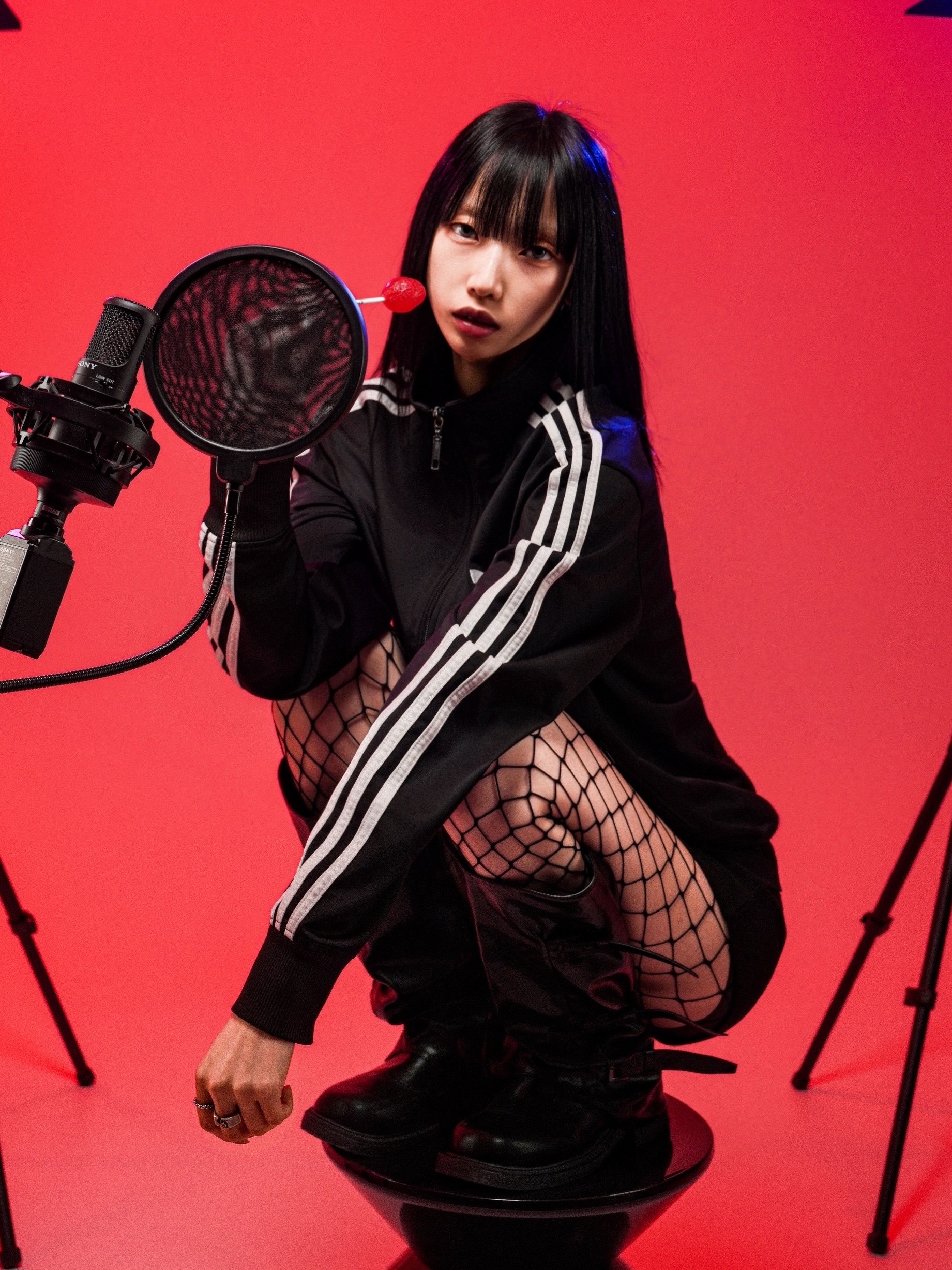 Adidas Adicolor Classics Firebird Track Top Black - KR Sizing 착용 스타일 - 2