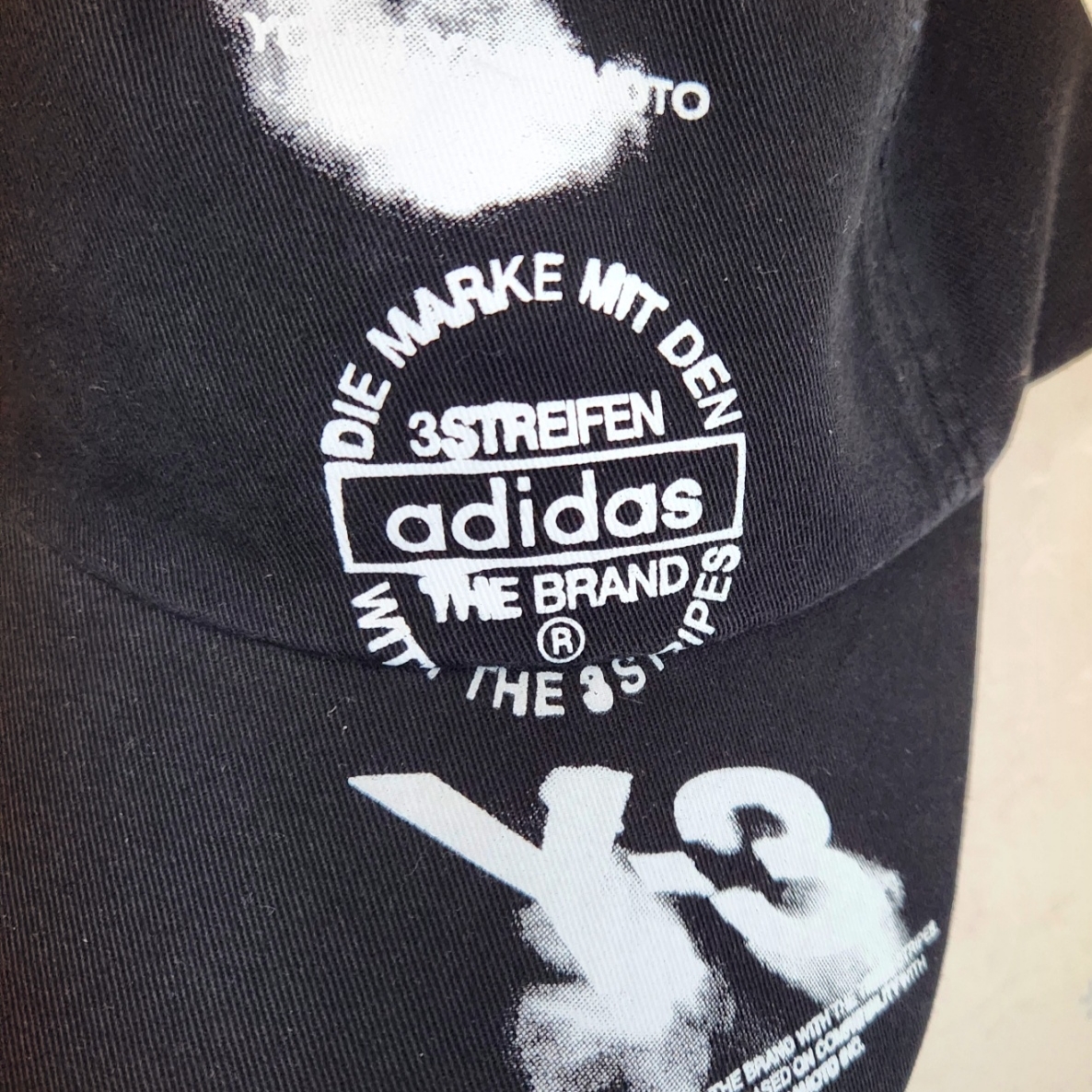 Y-3 5-Panel Cap Black 착용 스타일 - 2