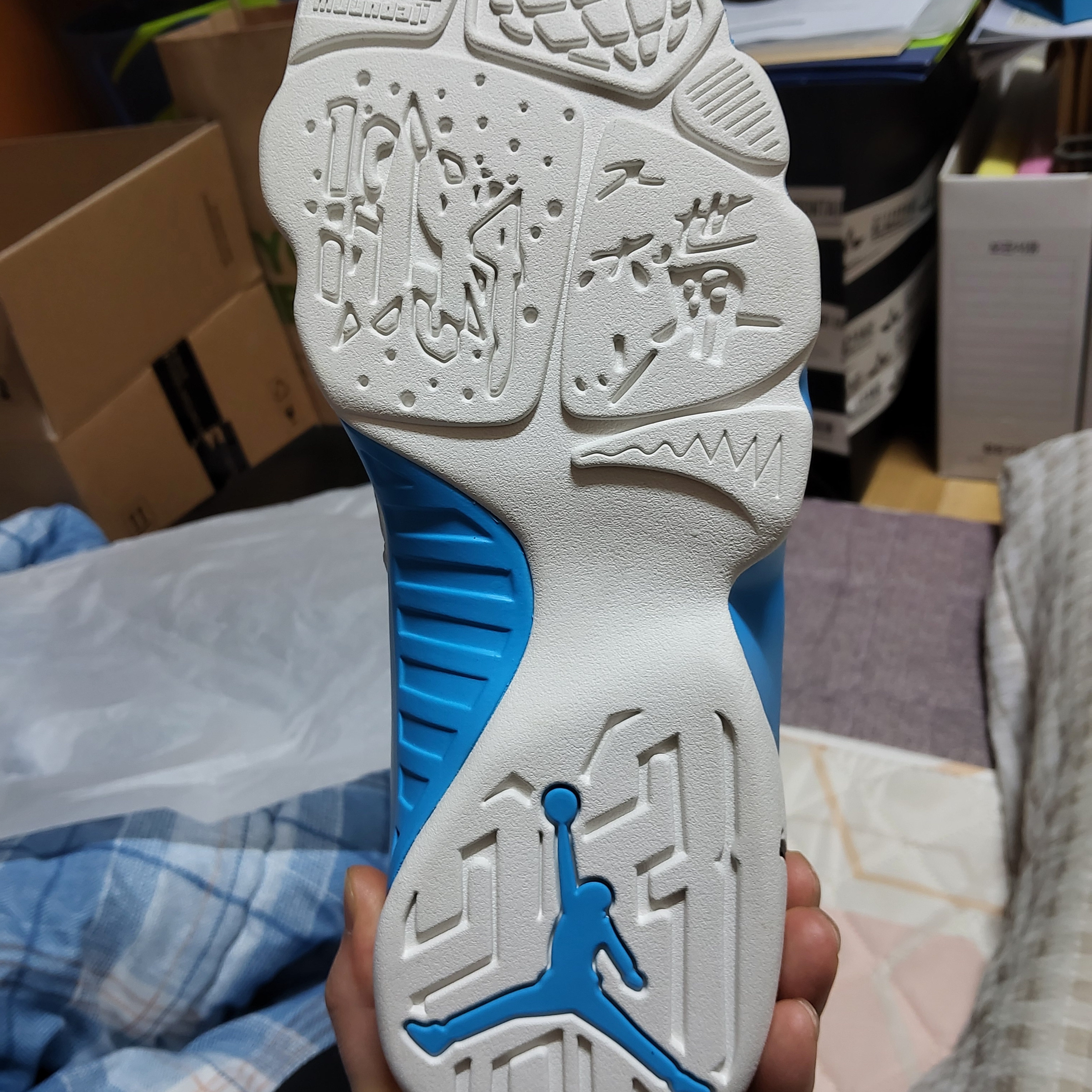 Jordan 9 Retro Powder Blue 착용 스타일 - 8