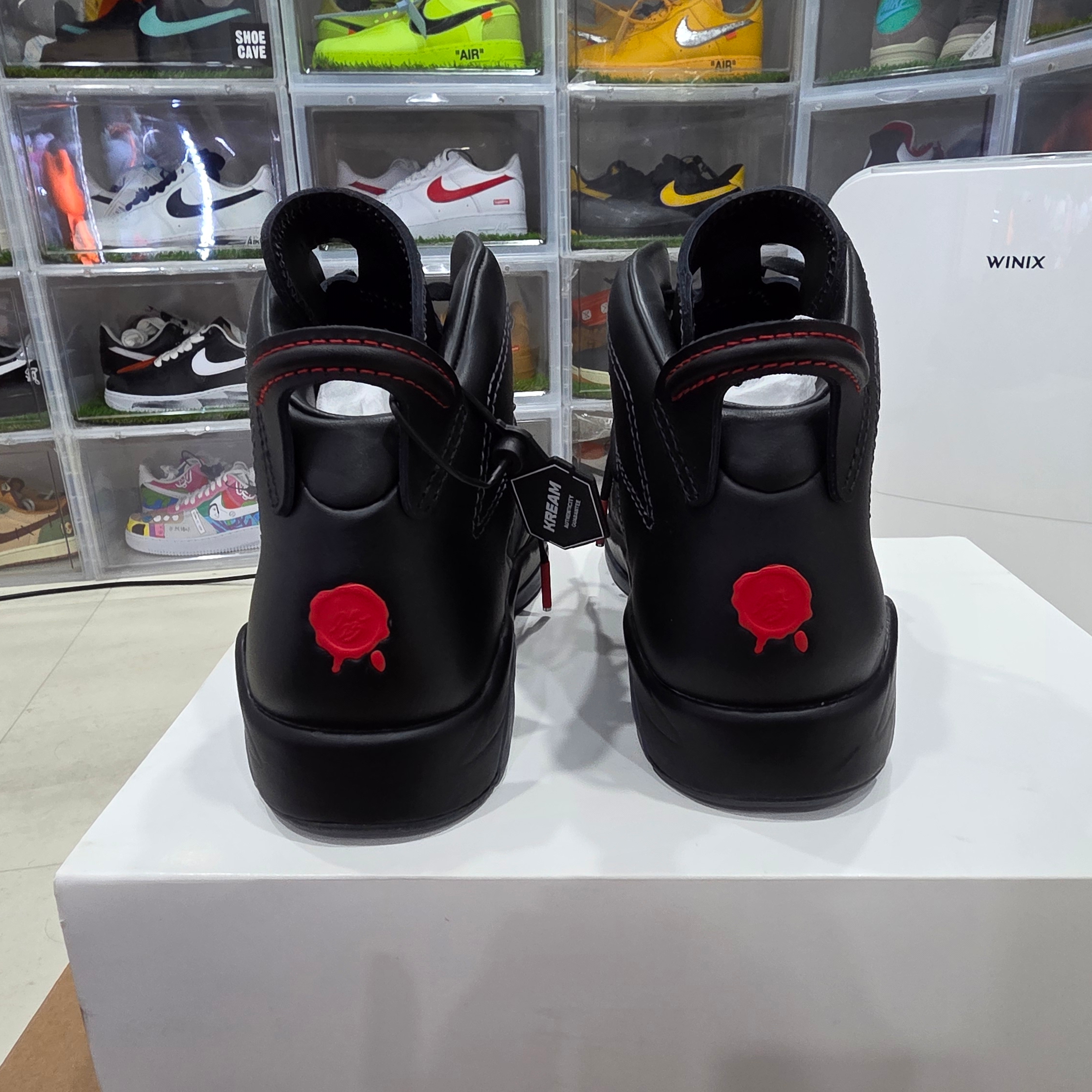 Jordan 6 Retro PRM Bin 23 Off Noir Picante Red 착용 스타일 - 3