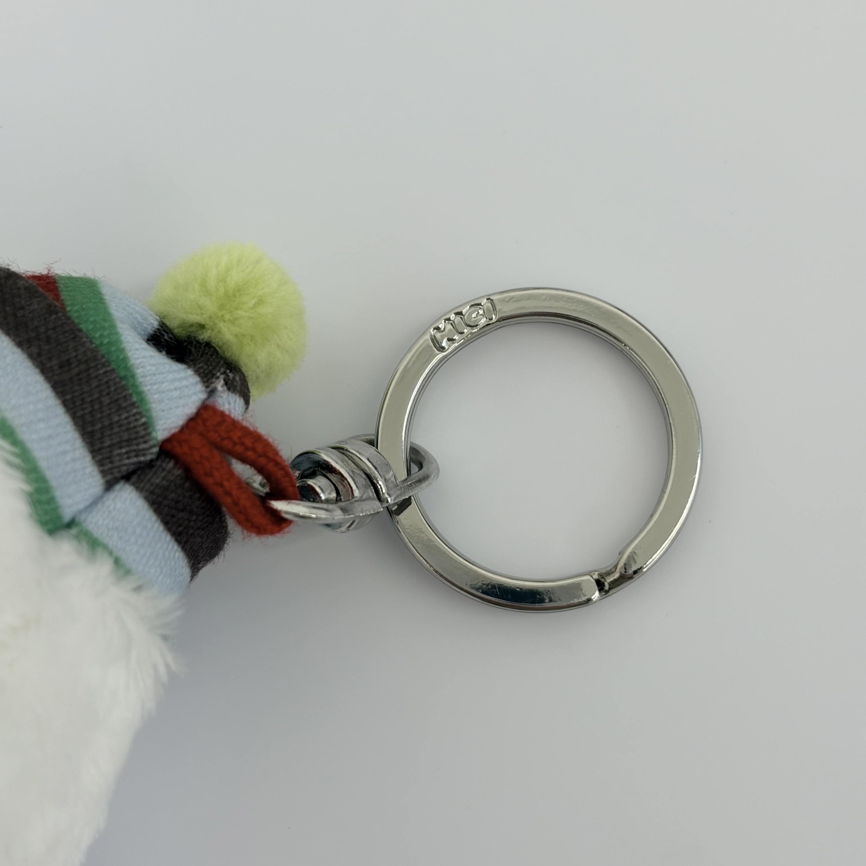 [KREAM 단독] NICI Hathunter 10cm with bobble hat 착용 스타일 - 5