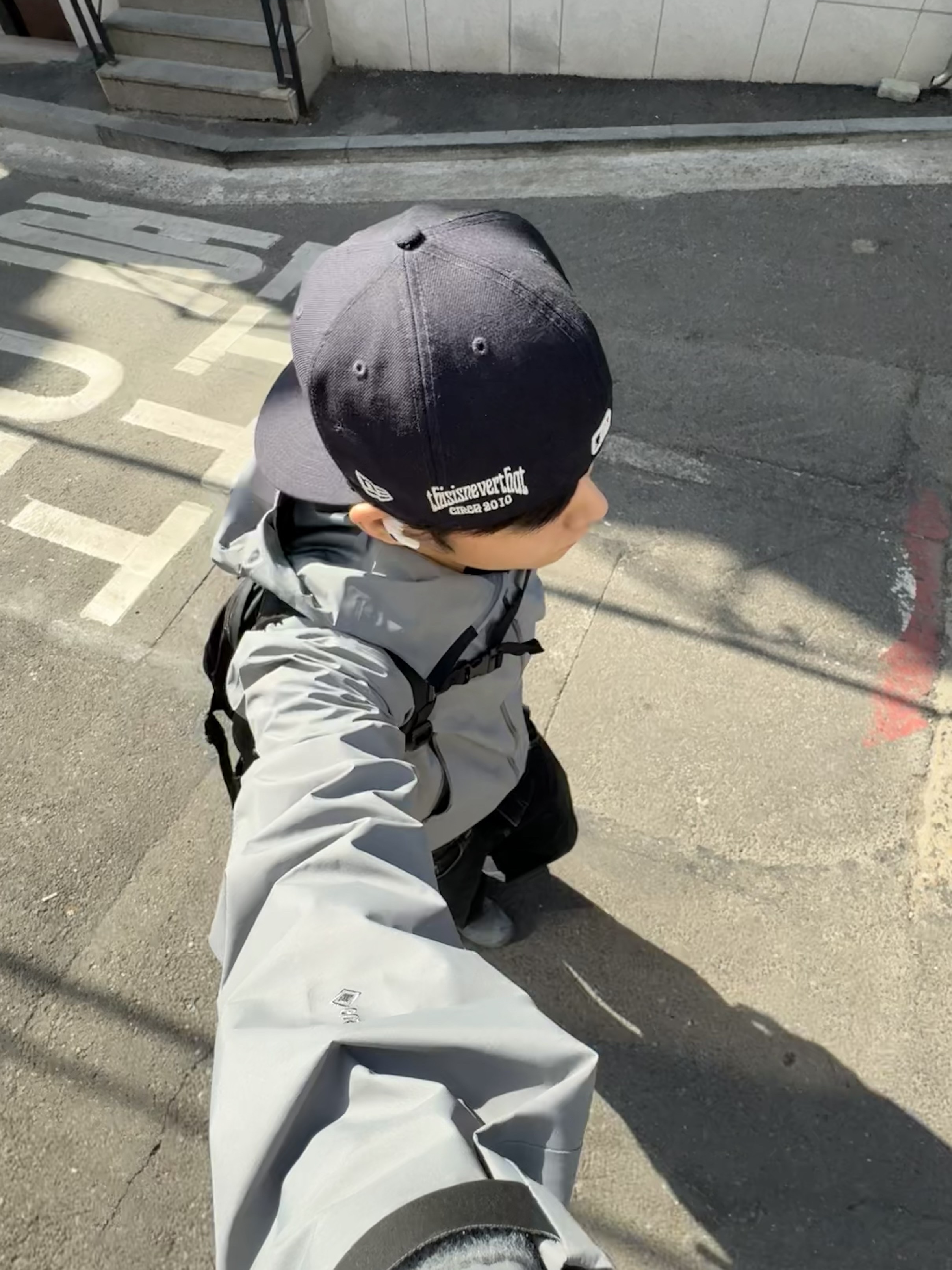 Salomon x Rier XA Jungle Castlerock, Arc'teryx Beta SL Jacket Void 착용 스타일 - 2