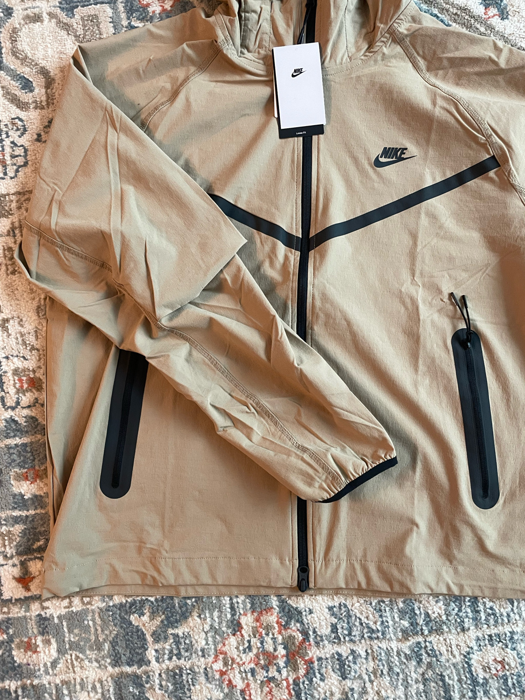 Nike Tech Windrunner Woven Full Zip Jacket Parachute Beige Black - Asia 착용 스타일 - 5