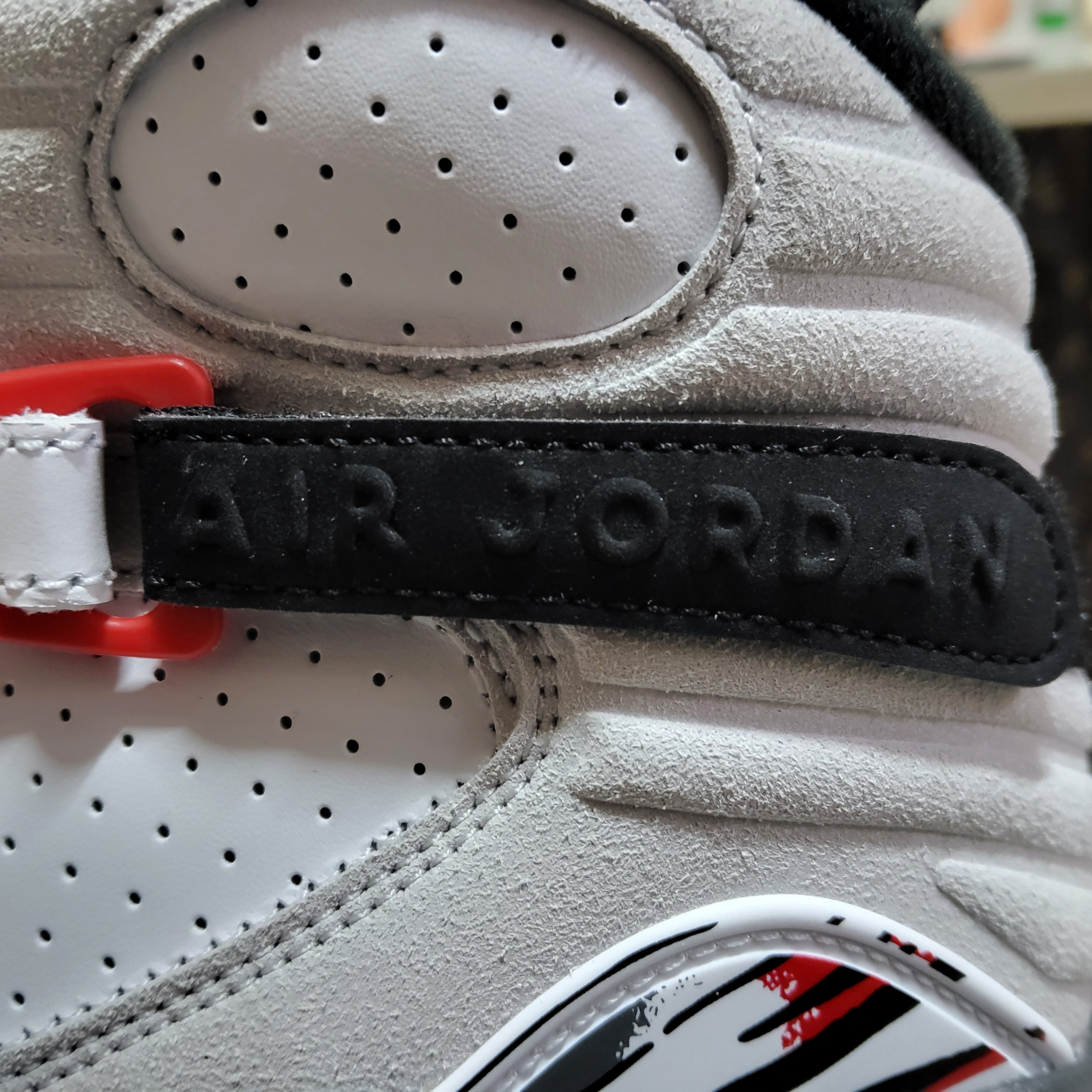 Jordan 8 Retro Bugs Bunny 2025 착용 스타일 - 4