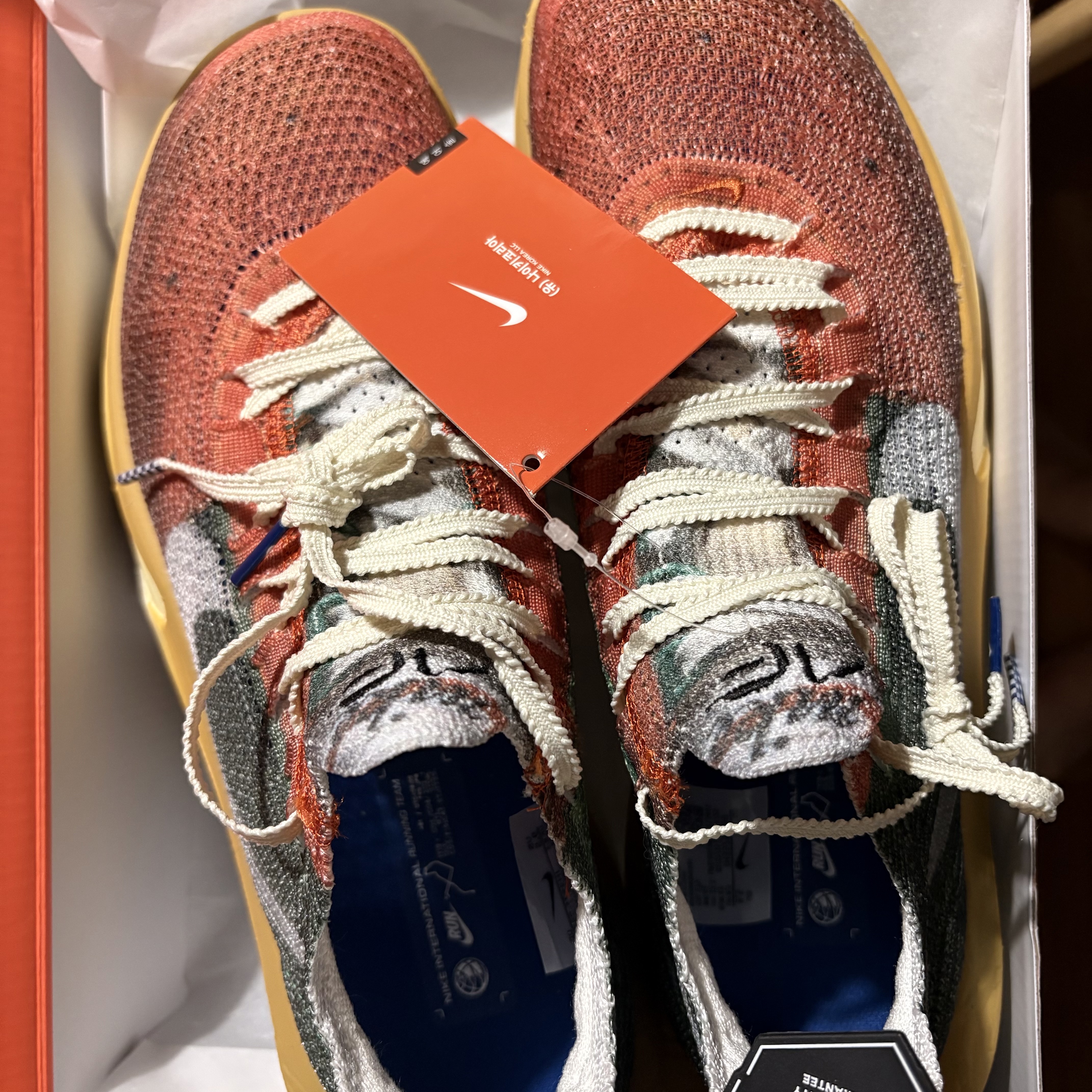 Nike Air Zoom Alphafly Next% 3 Premium Multicolor Starfish 착용 스타일
