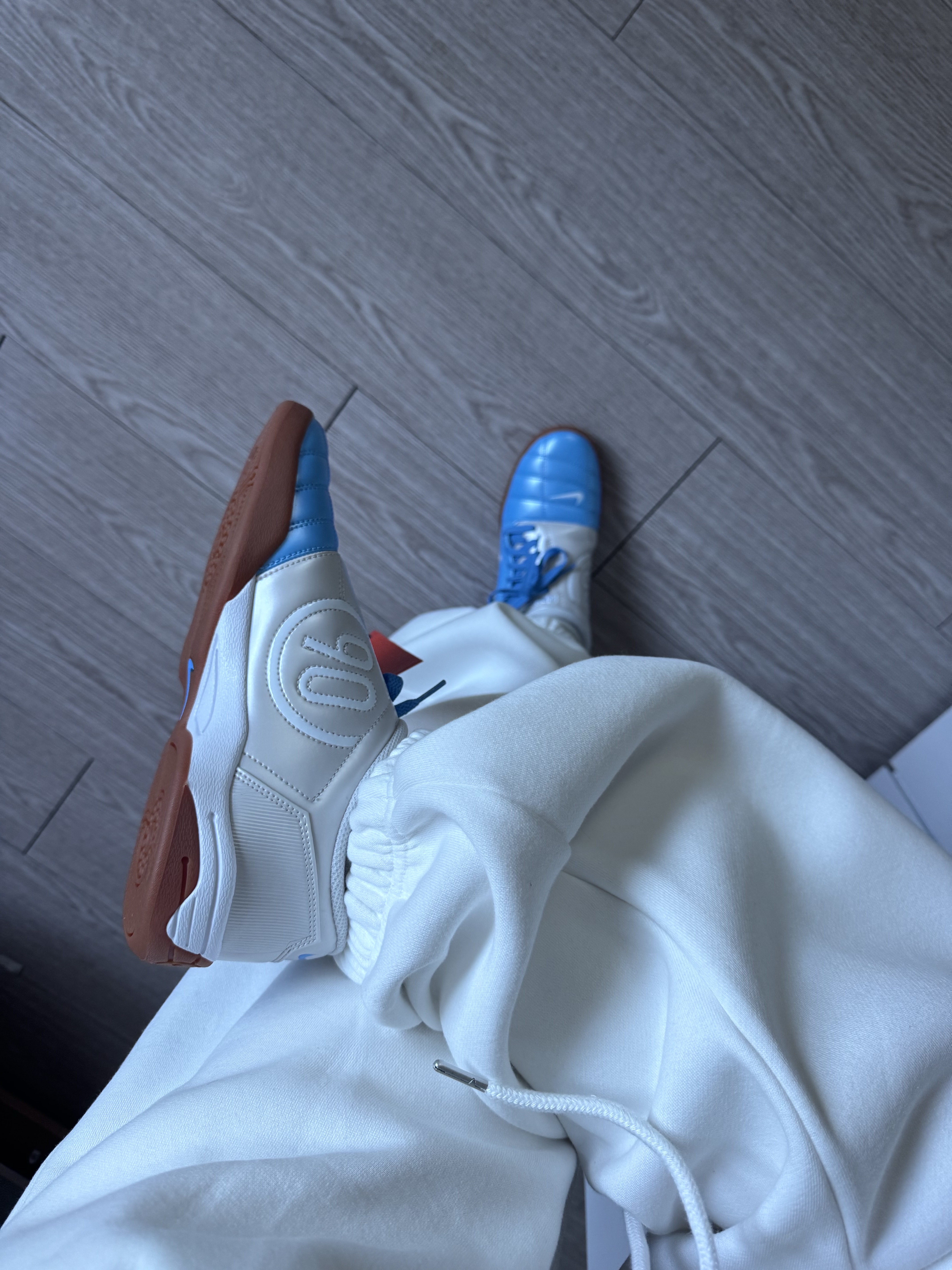 Nike Total 90 III University Blue Vast Grey 착용 스타일 - 1